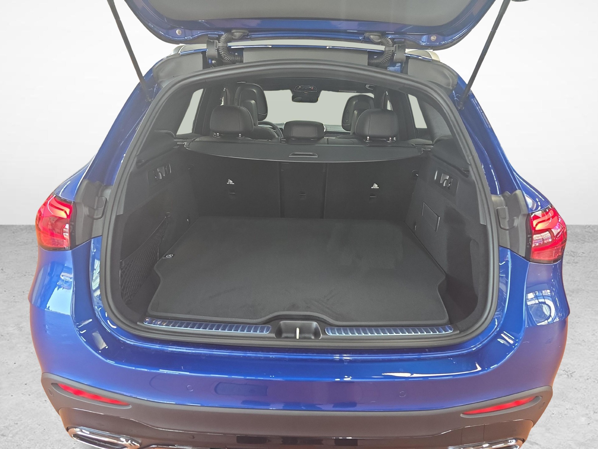 MERCEDES-BENZ GLC 400 e 4MATIC EQ Star AMG Line-image-9