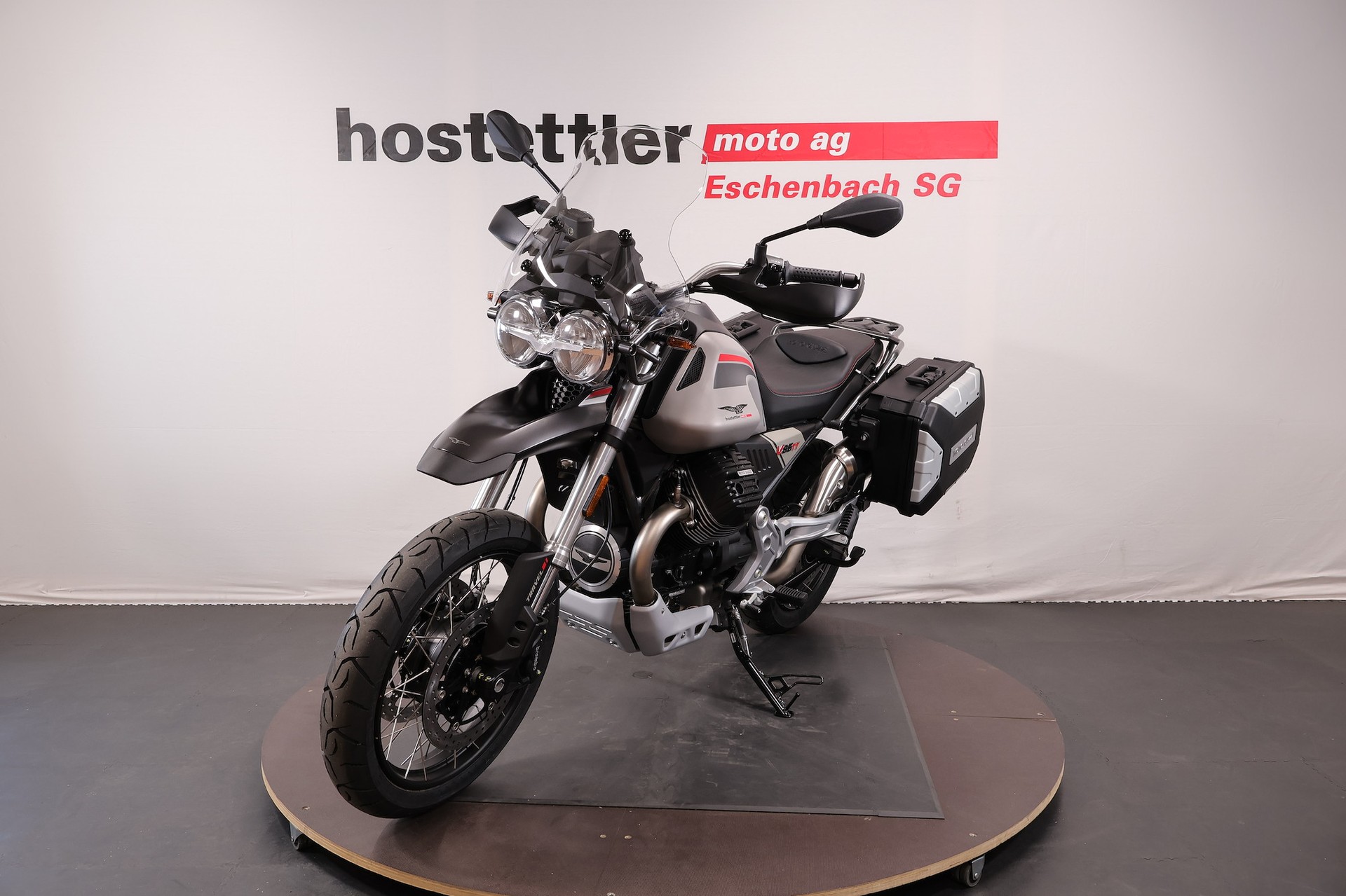 MOTO GUZZI V85 TT Travel-image-5