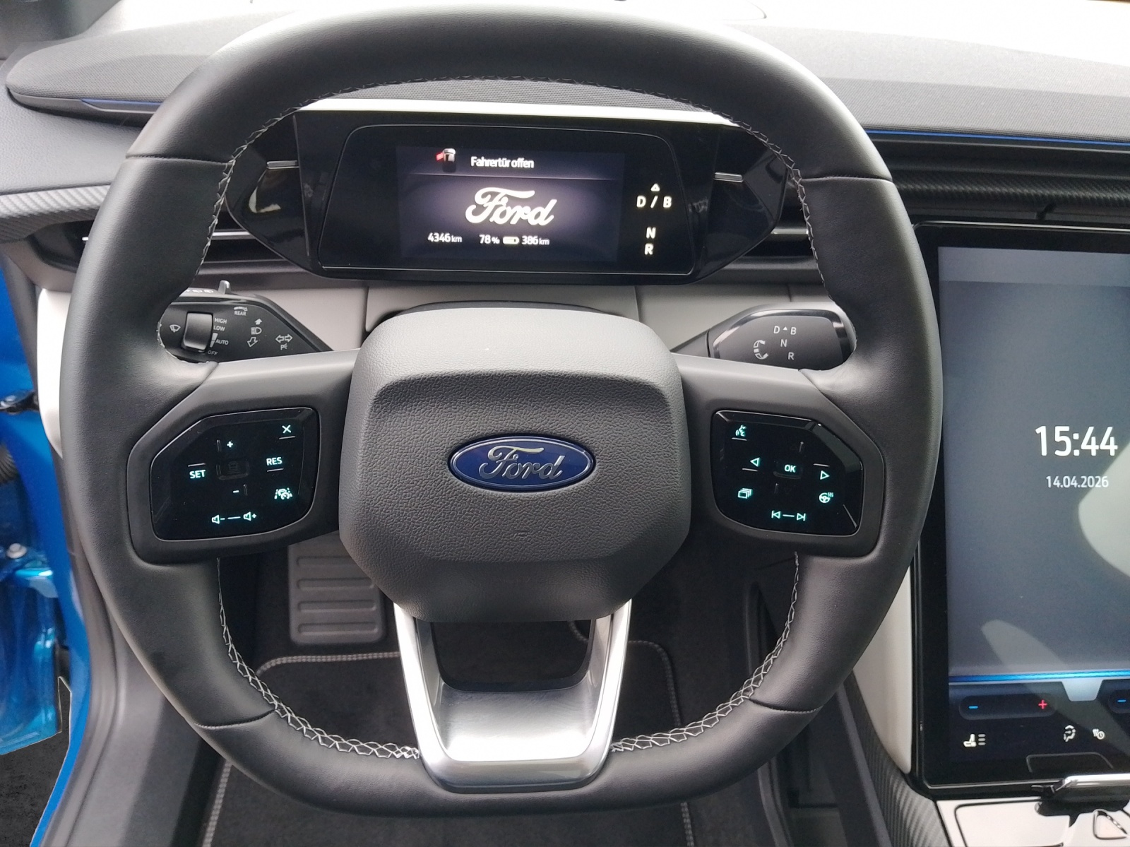 FORD Explorer Extended Range Premium AWD 340 PS-image-7