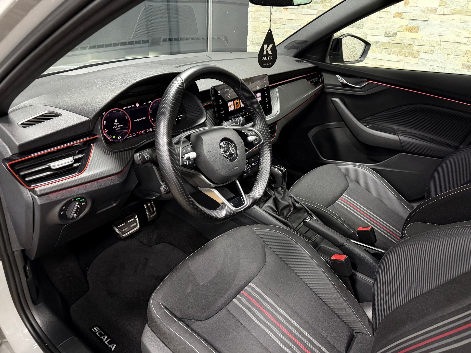 SKODA Scala 1.5 TSI Monte Carlo DSG-image-15