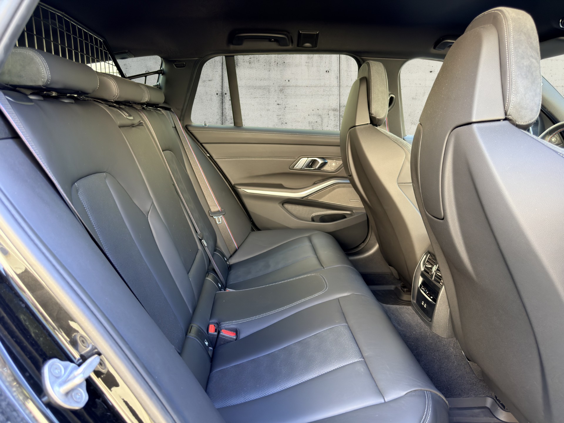 BMW M3 Touring xDrive Competition M-image-14