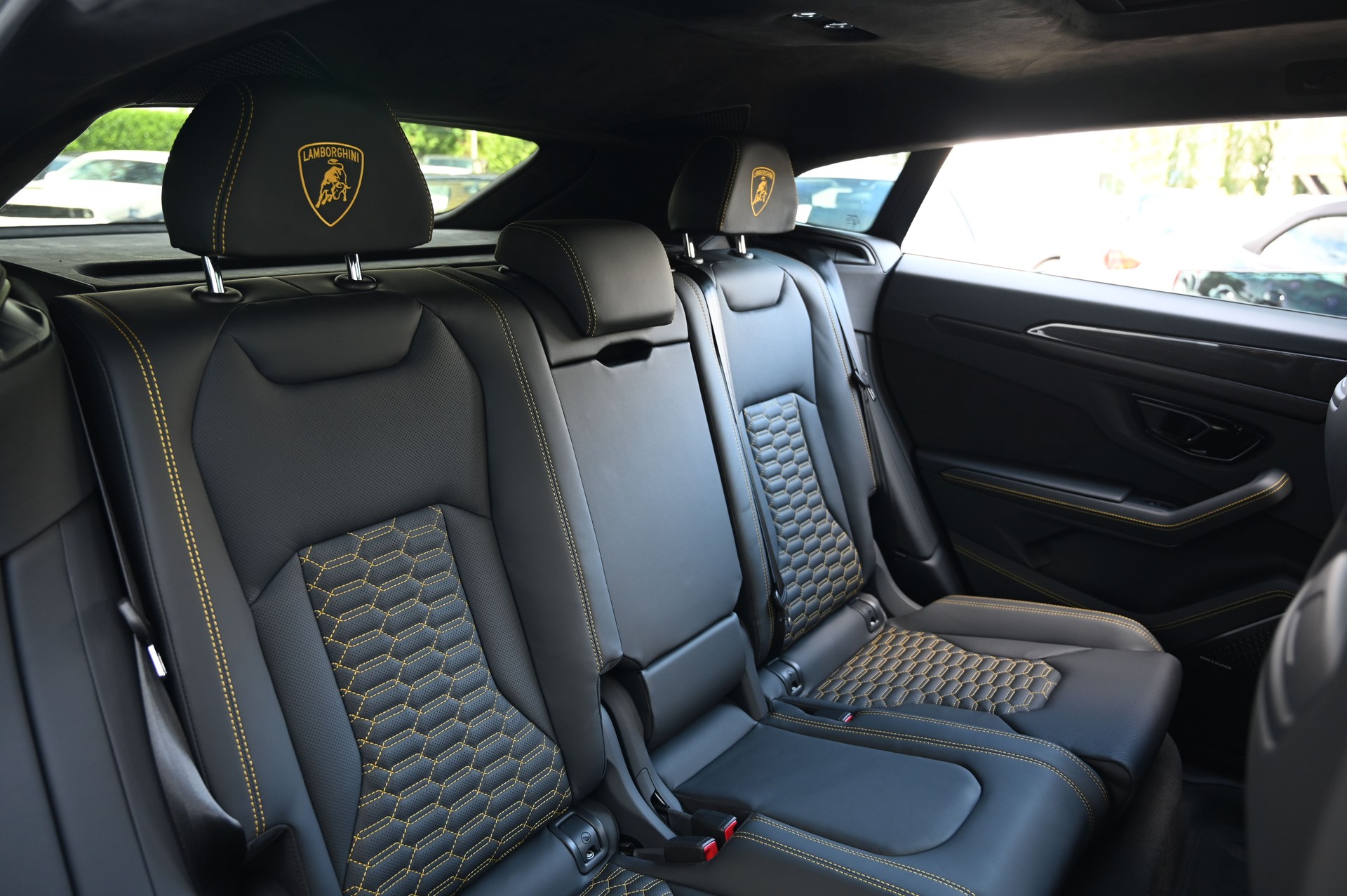 LAMBORGHINI Urus S E-Gear-image-21