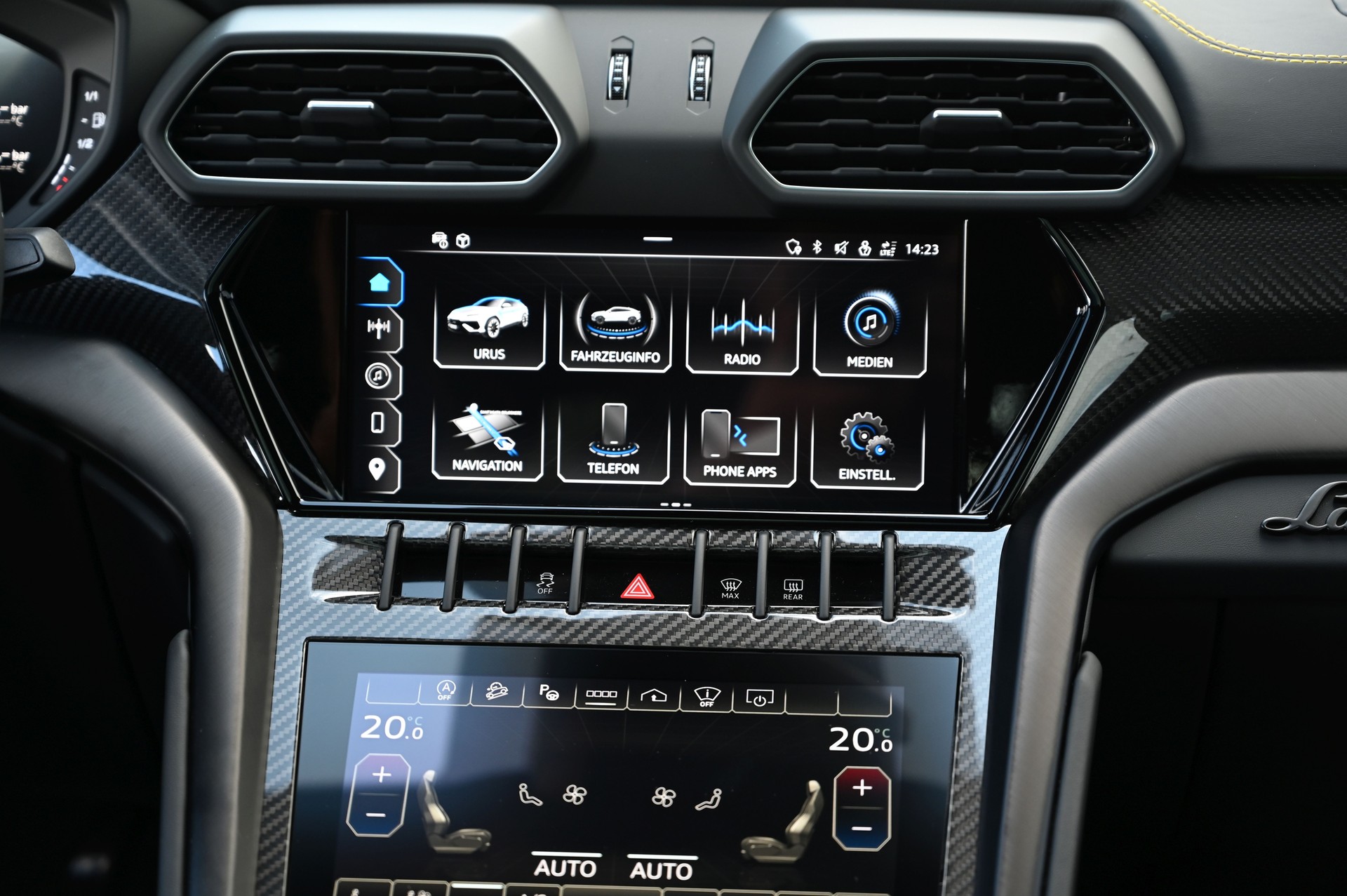 LAMBORGHINI Urus S E-Gear-image-18