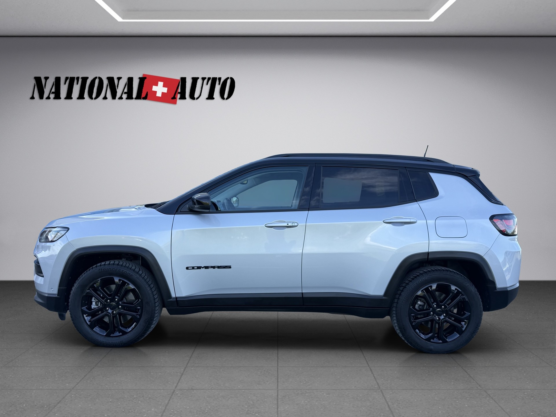 JEEP Compass 1.3 T PHEV Night Eagle AWD-image-2