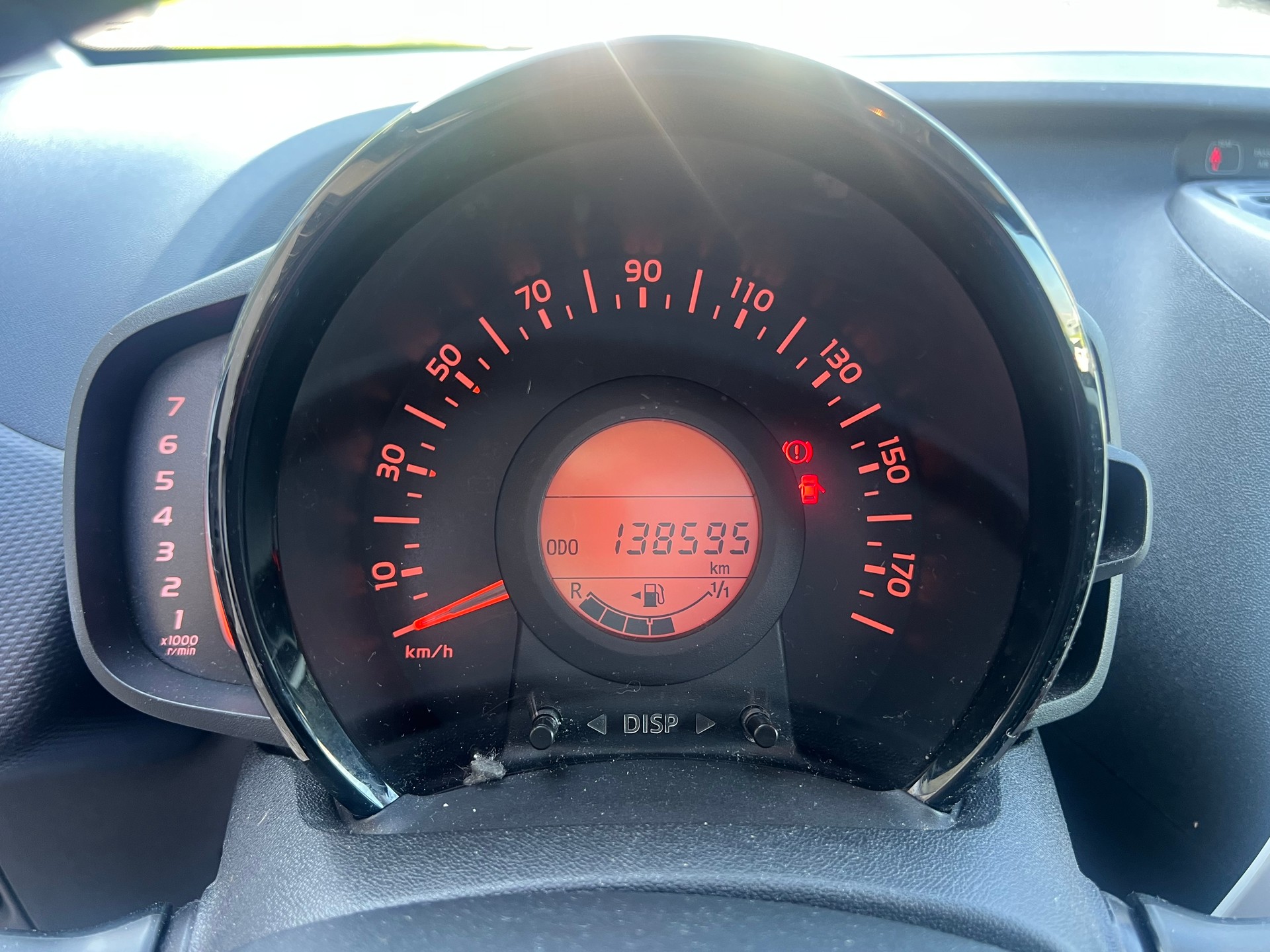 CITROEN C1 1.2 VTi Swiss&Me-image-6