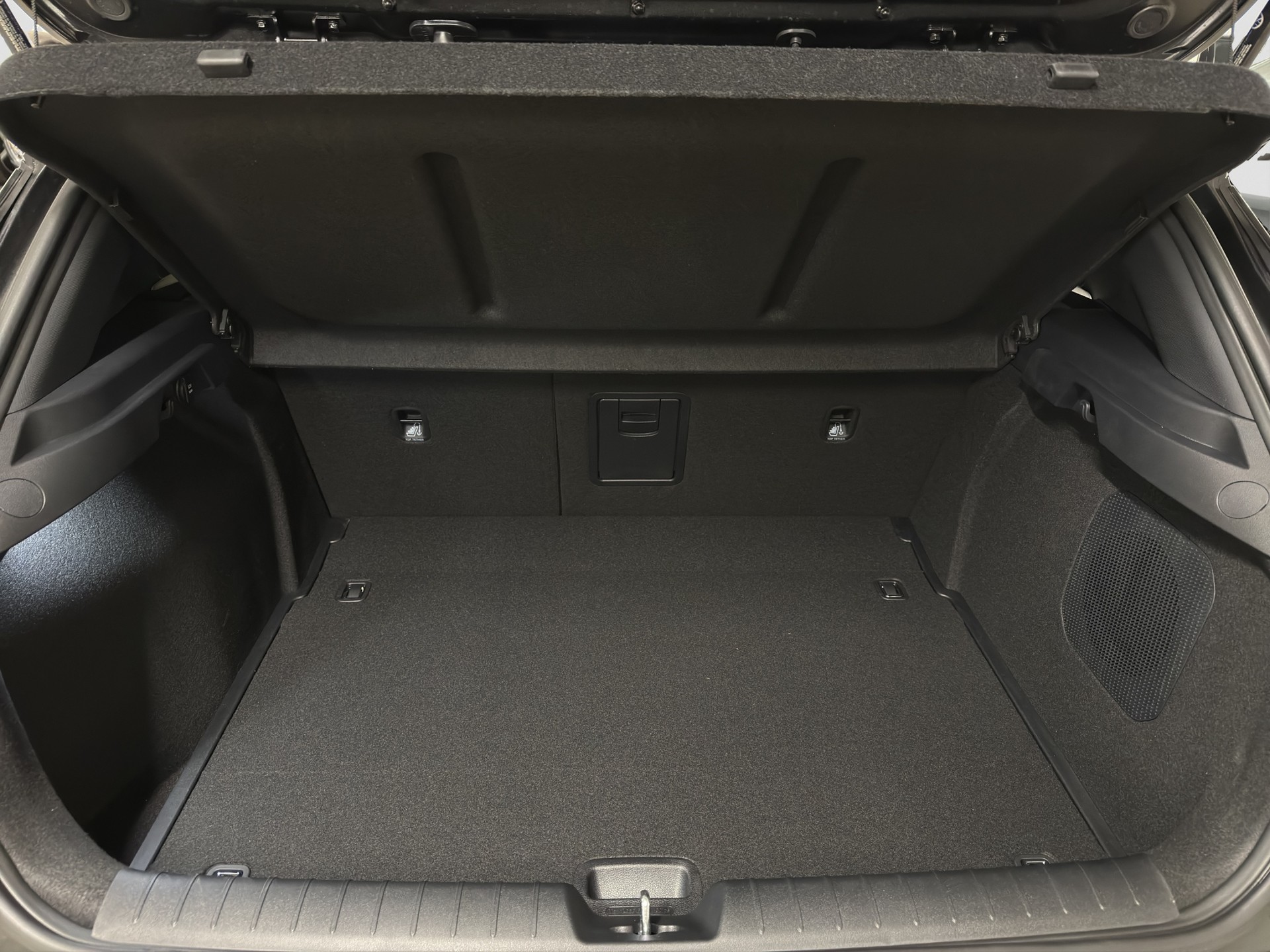 KIA K4 1.6 T-GDi GT-Line-image-15