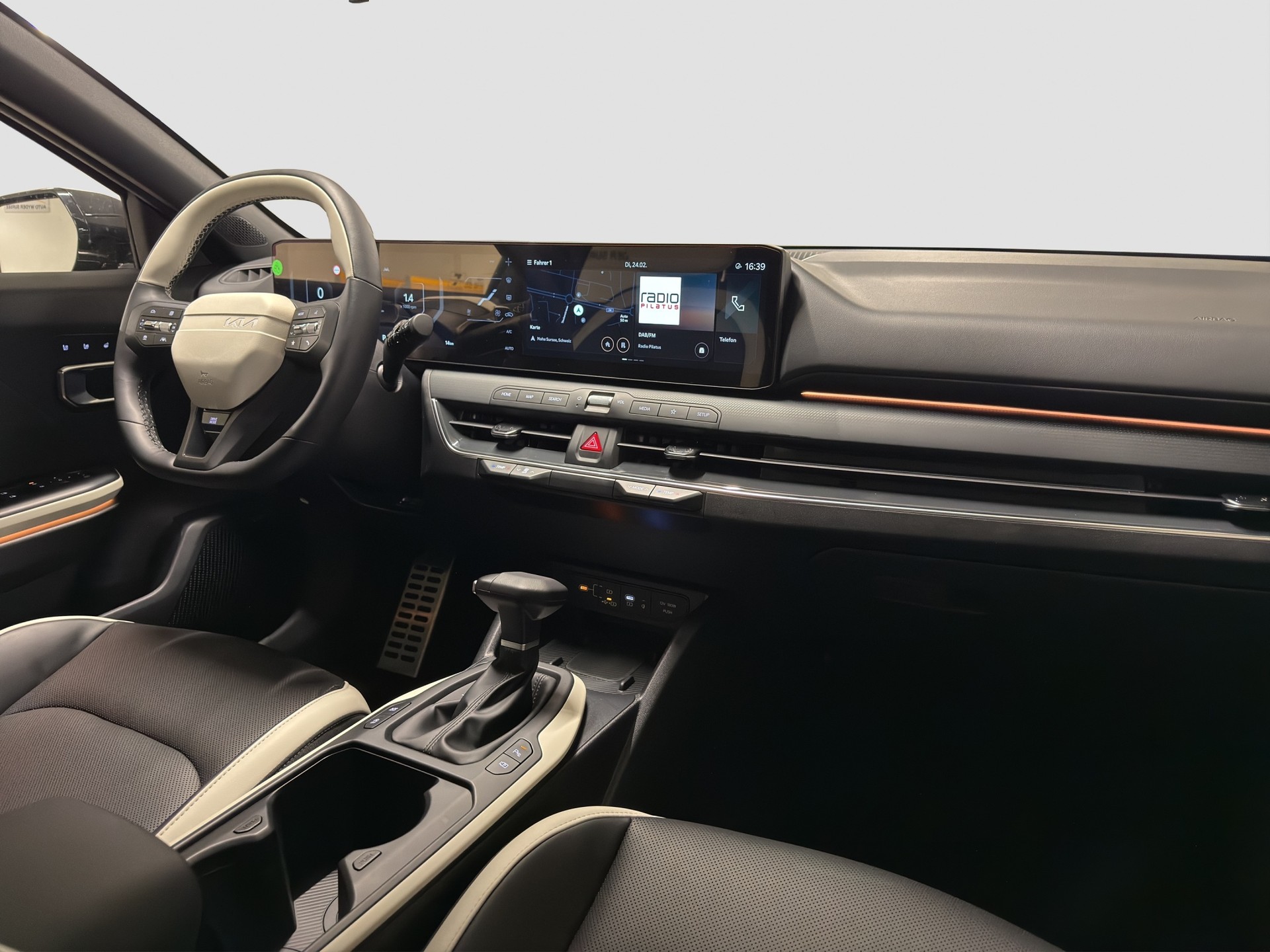 KIA K4 1.6 T-GDi GT-Line-image-13