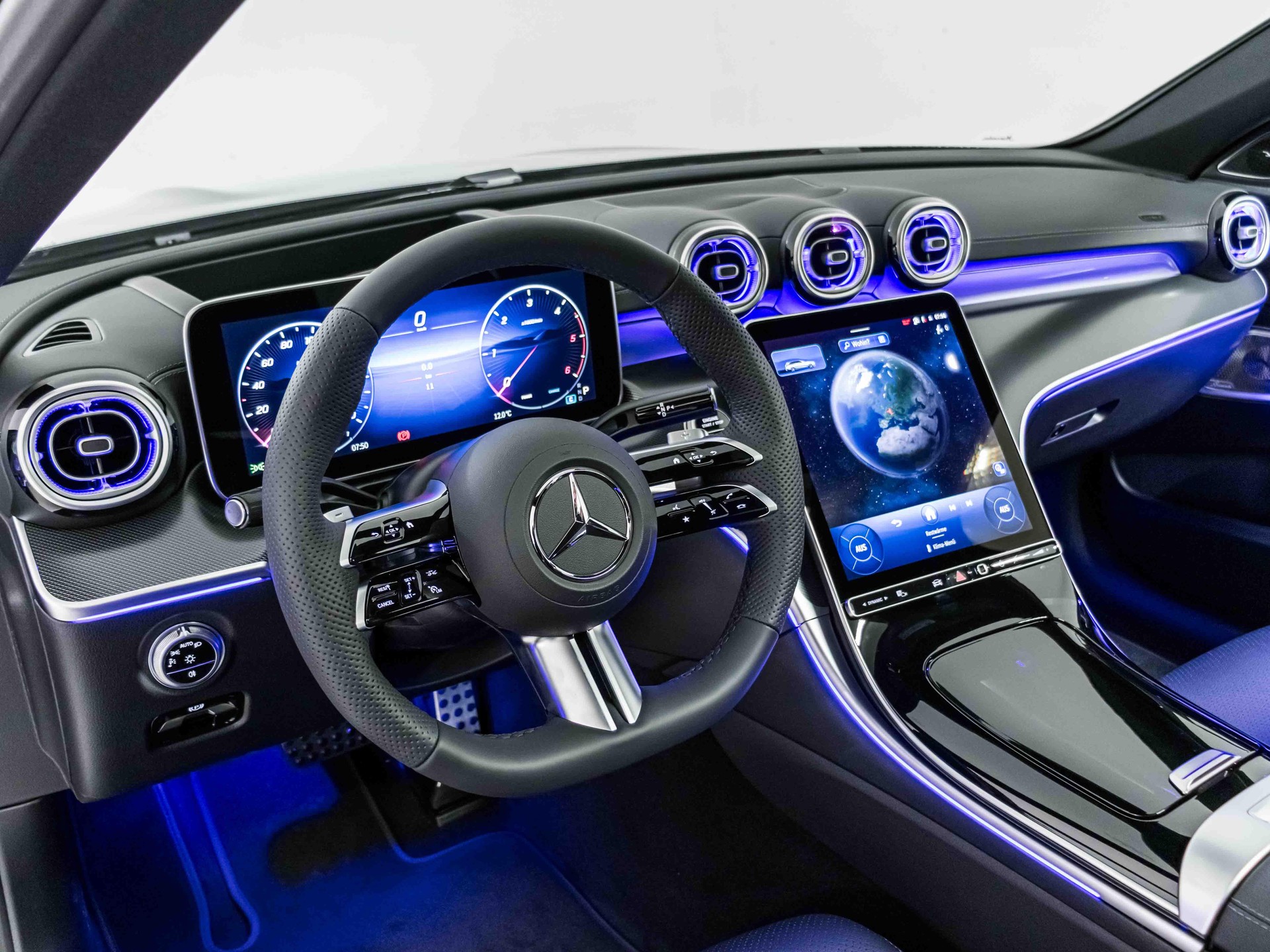 MERCEDES-BENZ C 220 d 4MATIC T-Modell Swiss Star-image-9