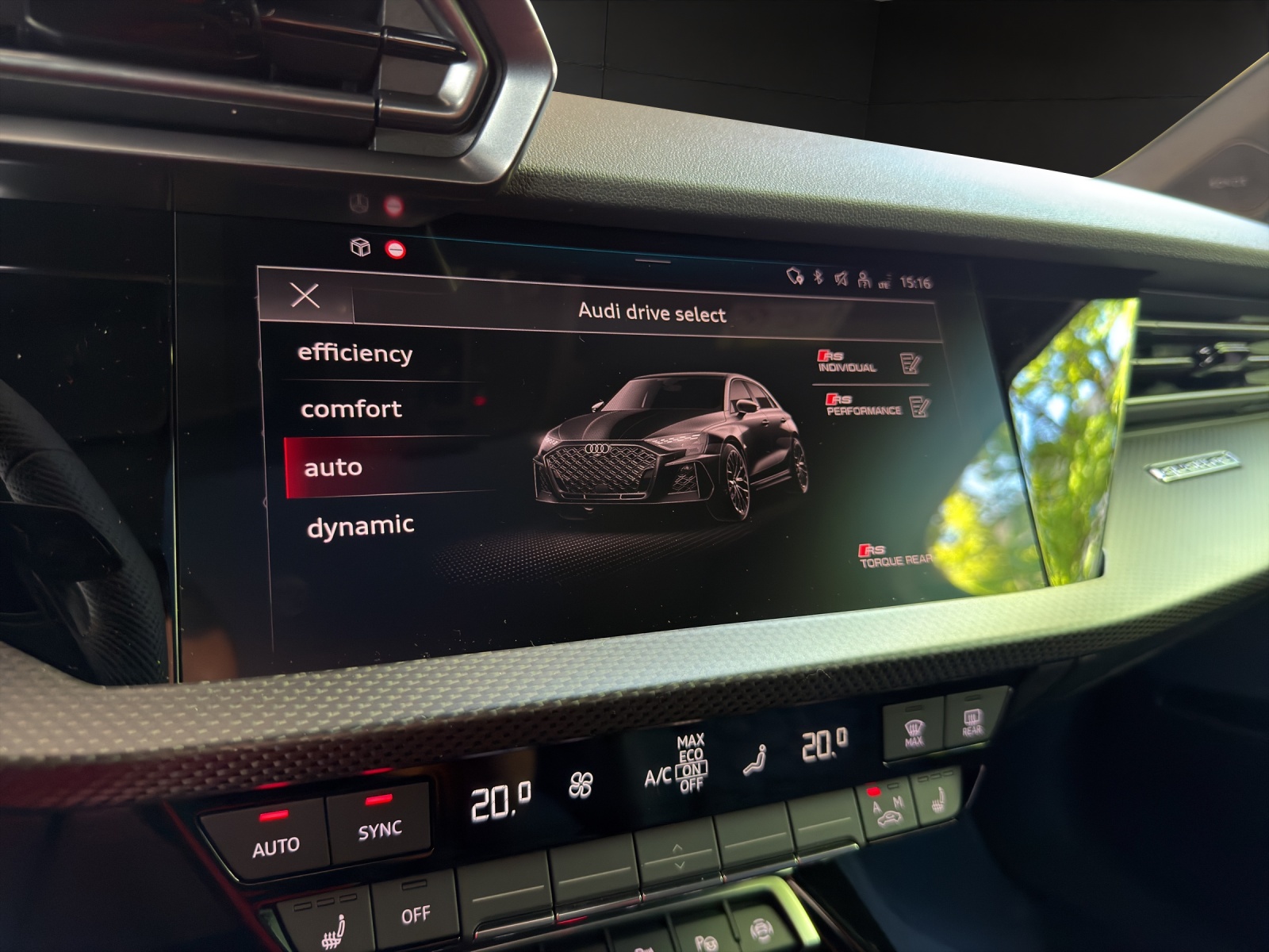 AUDI RS3 Sportback 2.5 TSI quattro S-tronic-image-24