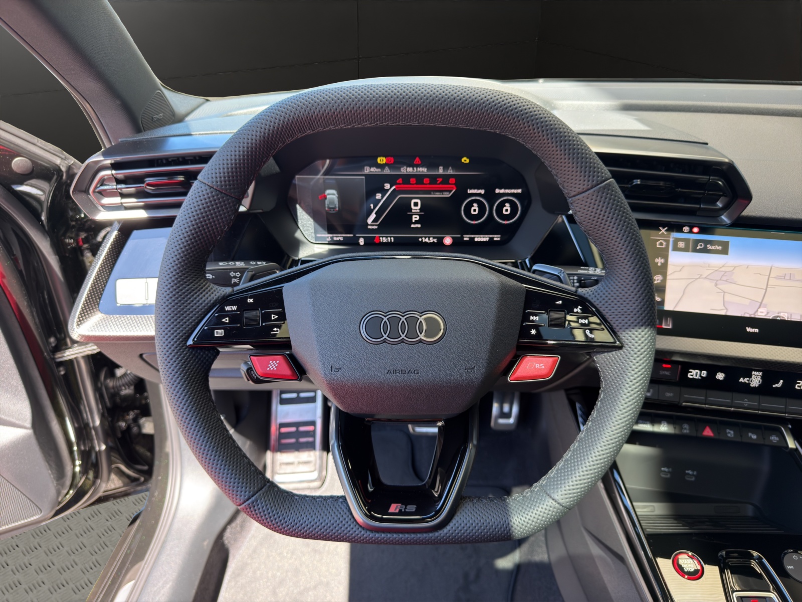AUDI RS3 Sportback 2.5 TSI quattro S-tronic-image-8