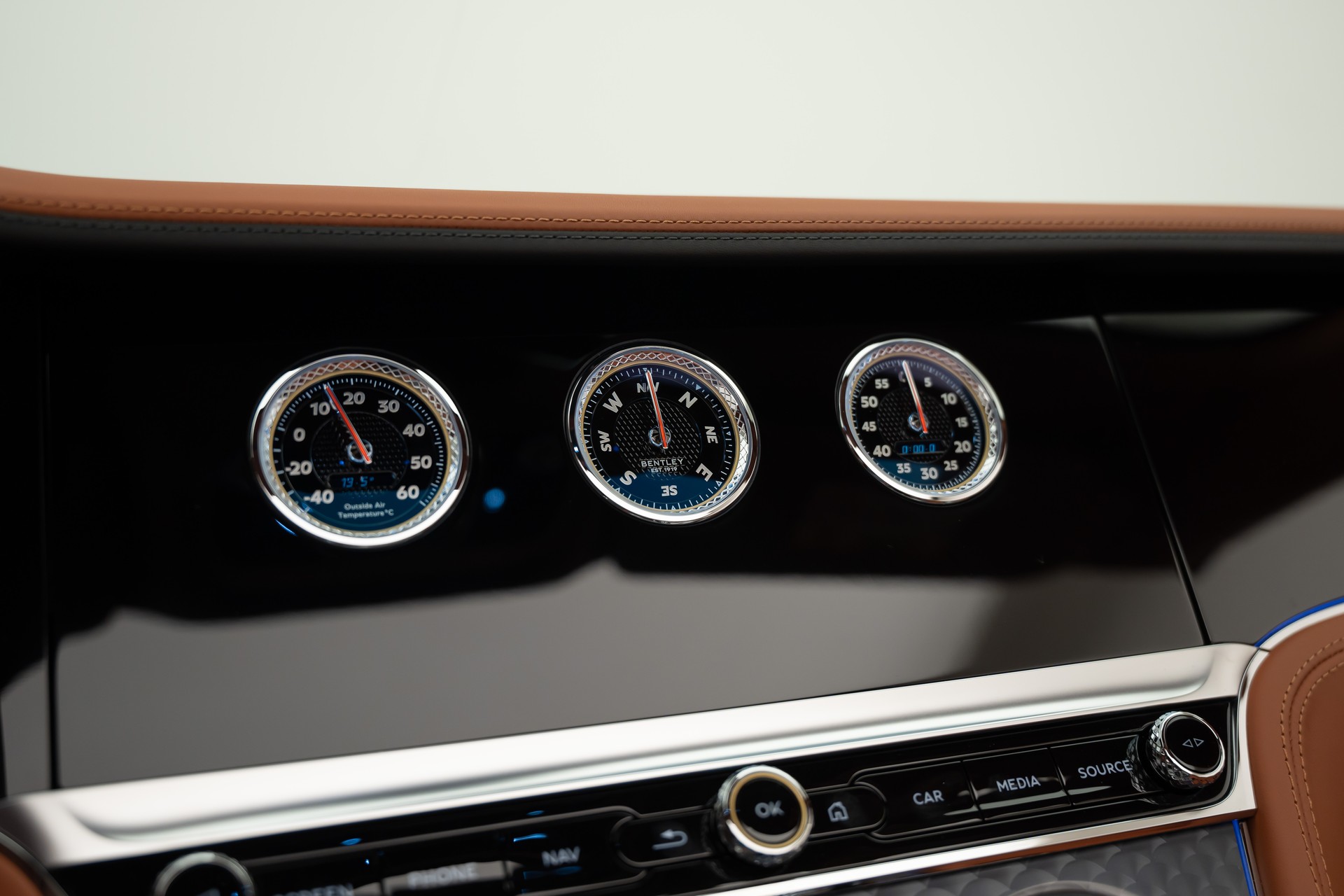 BENTLEY Continental GTC 6.0 W12 Speed-image-14