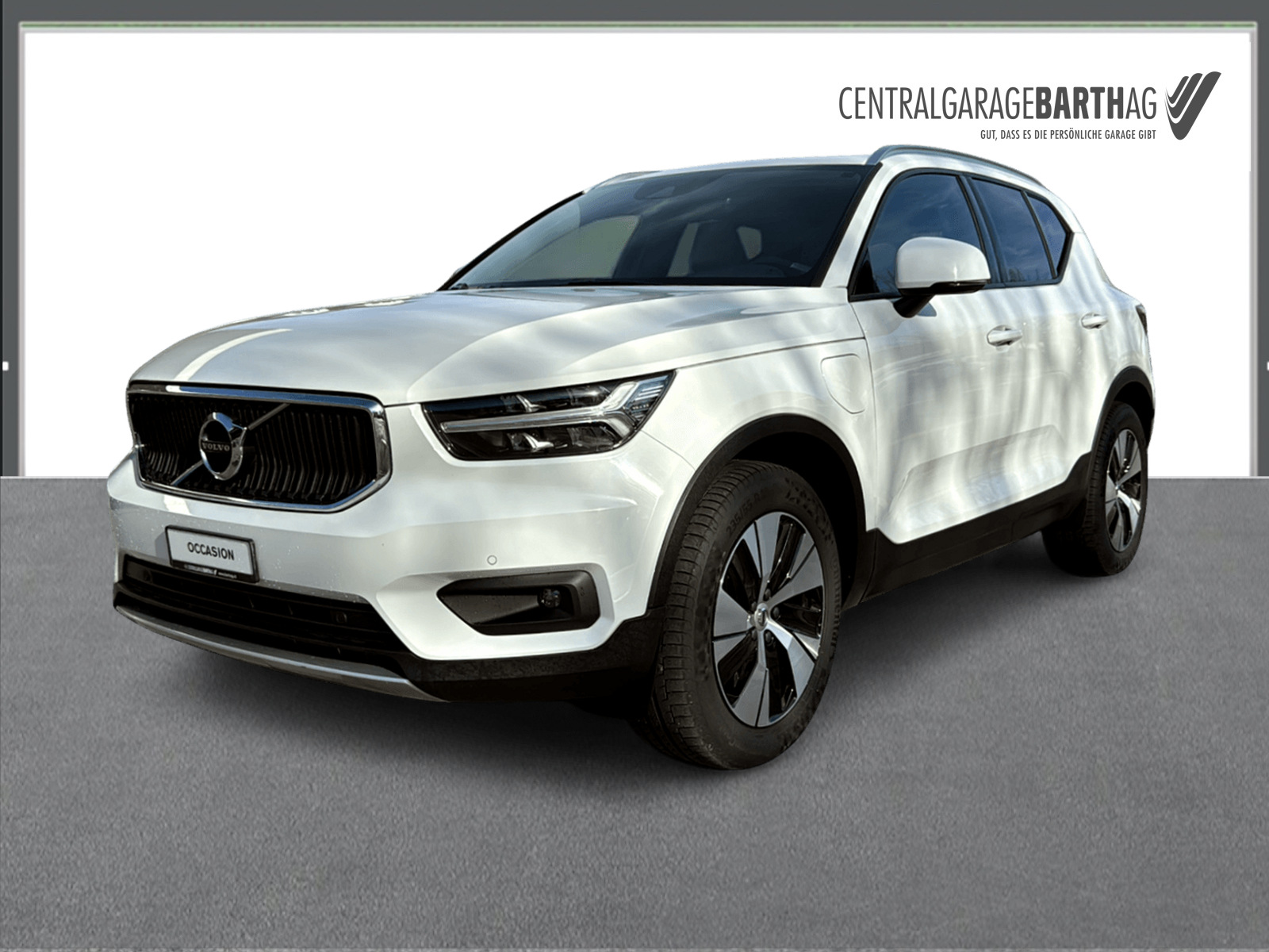 VOLVO XC40 1.5 T5 TE Momentum-image-0