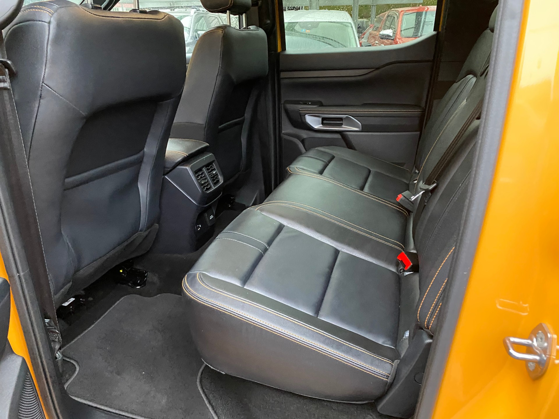 FORD Ranger Wildtrak 3.0 Eco Blue e-4WD Automat-image-7