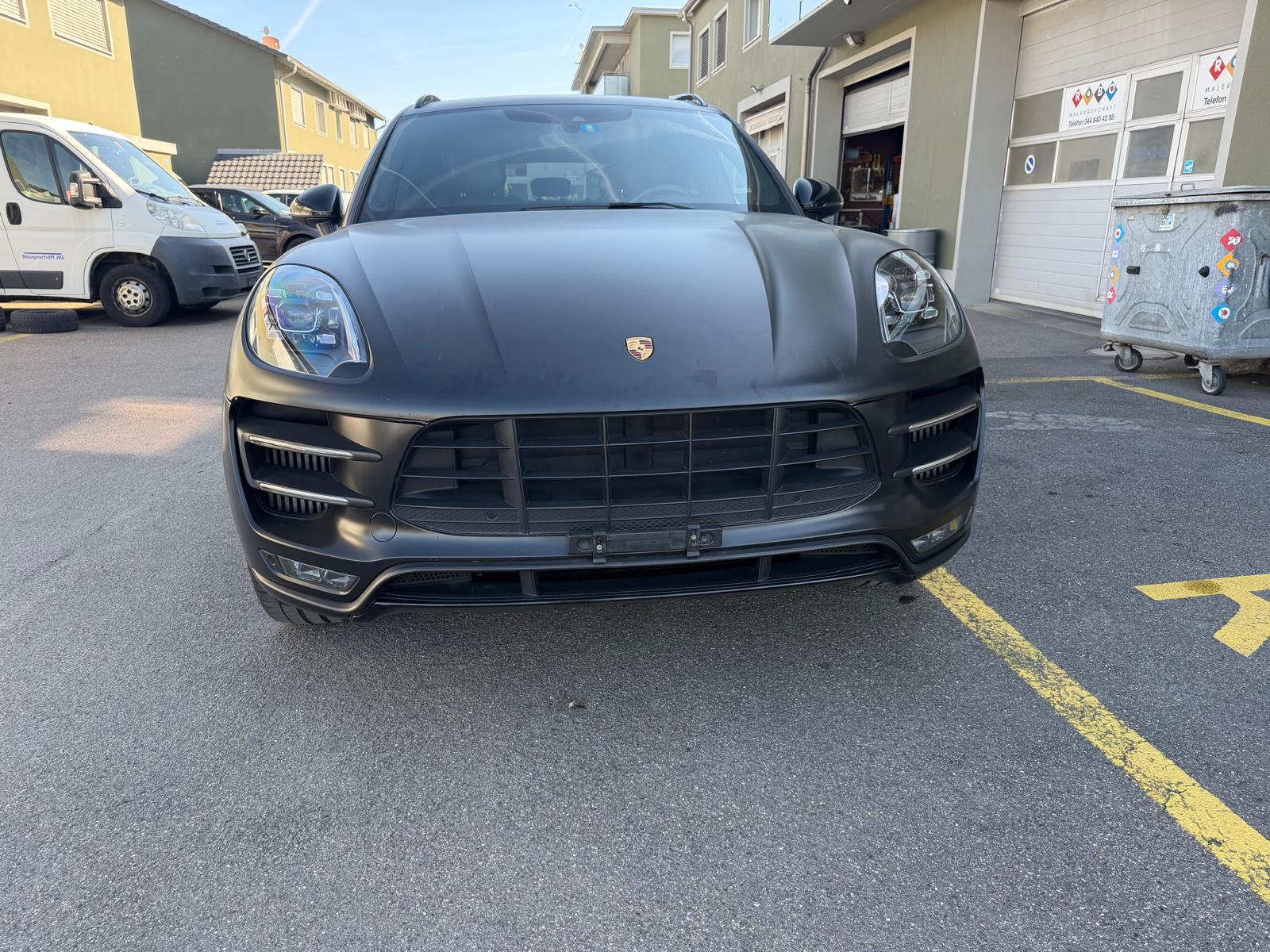 PORSCHE Macan Turbo PDK-image-3