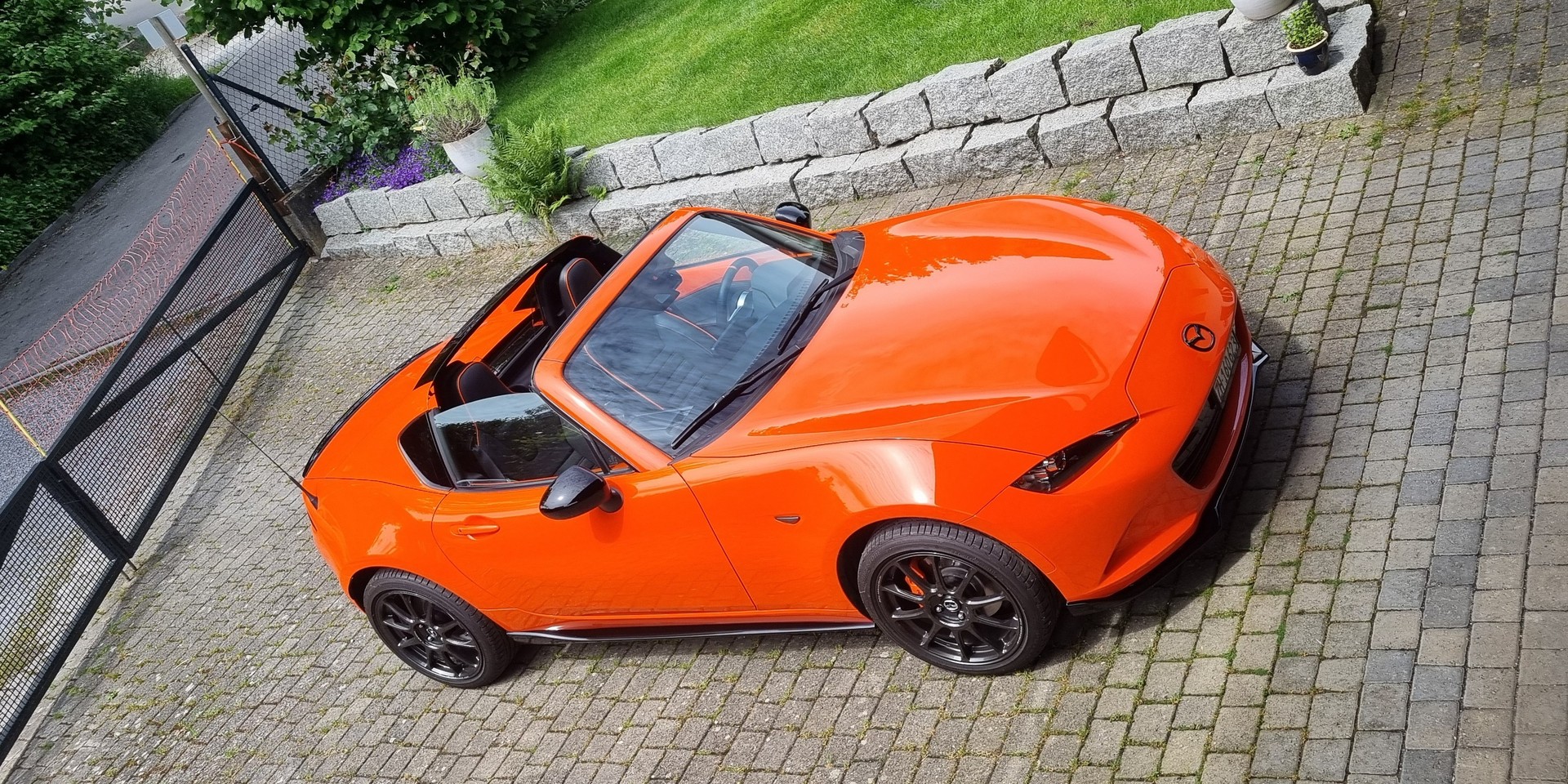 MAZDA 2.0 30th Anniversary RF-image-15