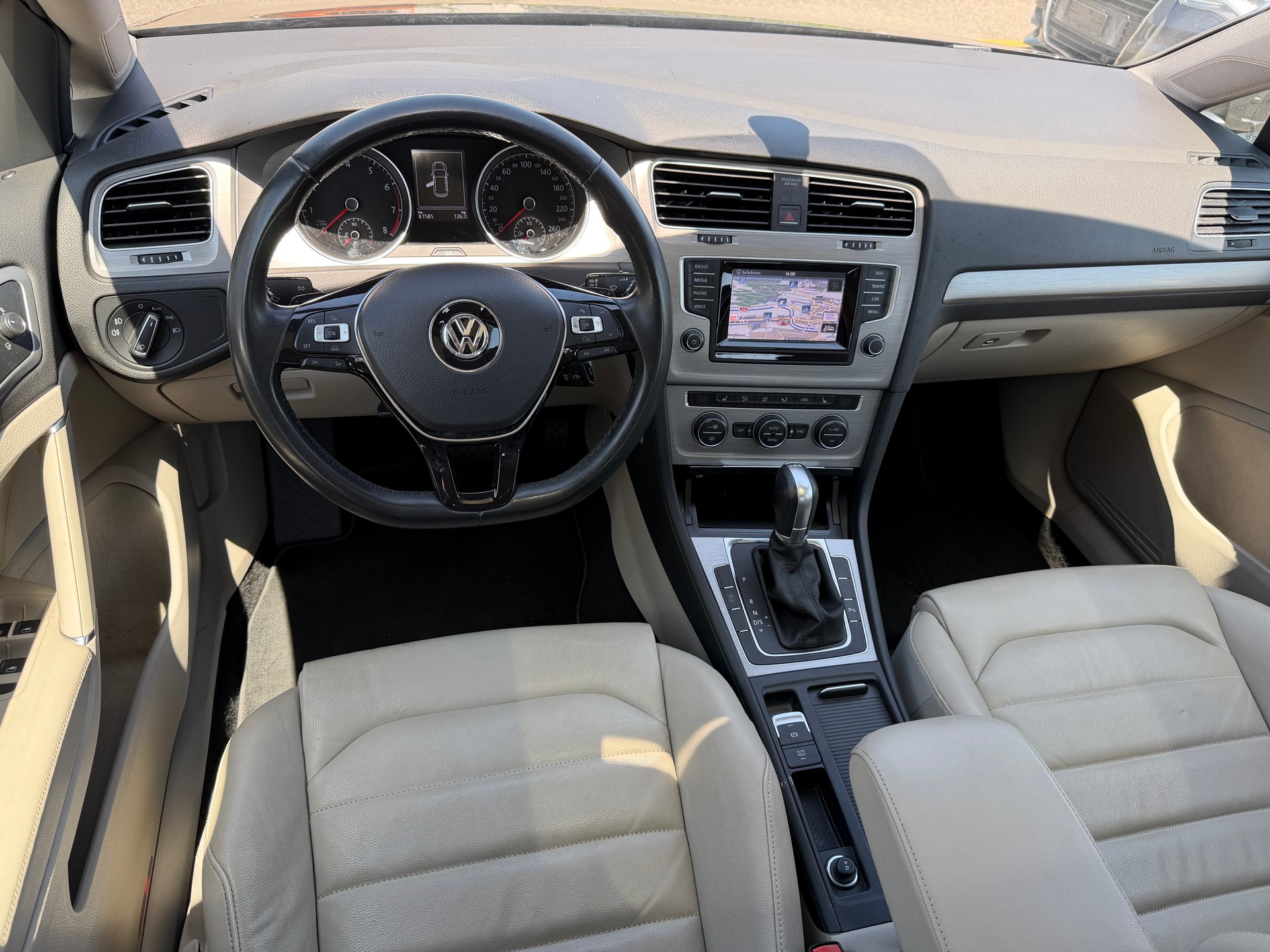 VW Golf 1.4 TSI Comfortline DSG Automat-image-7