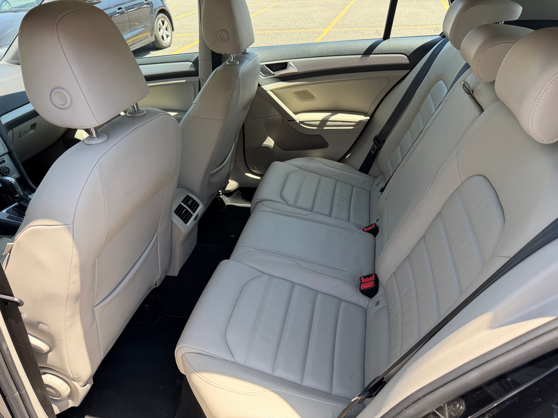 VW Golf 1.4 TSI Comfortline DSG Automat-image-10
