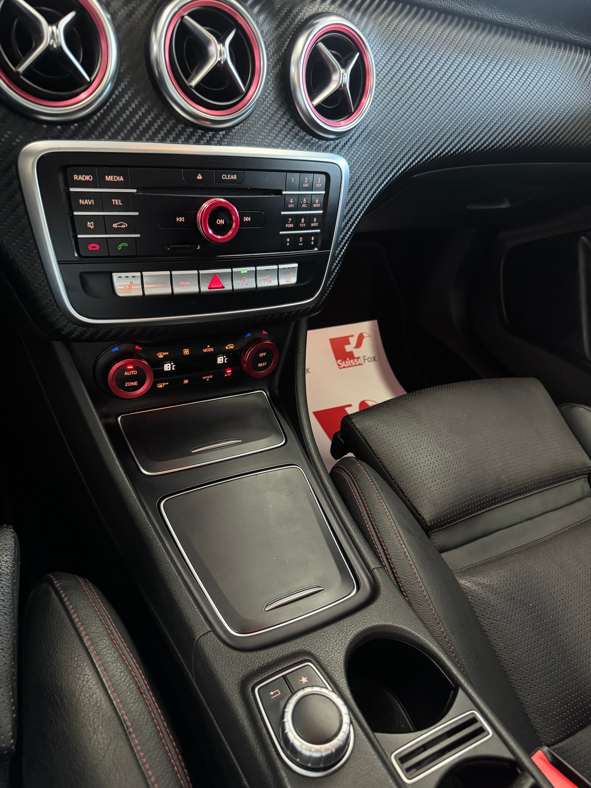 MERCEDES-BENZ A 250 AMG Line 4Matic 7G-DCT*CH-Fahrzeug*Panoramadach*-image-20