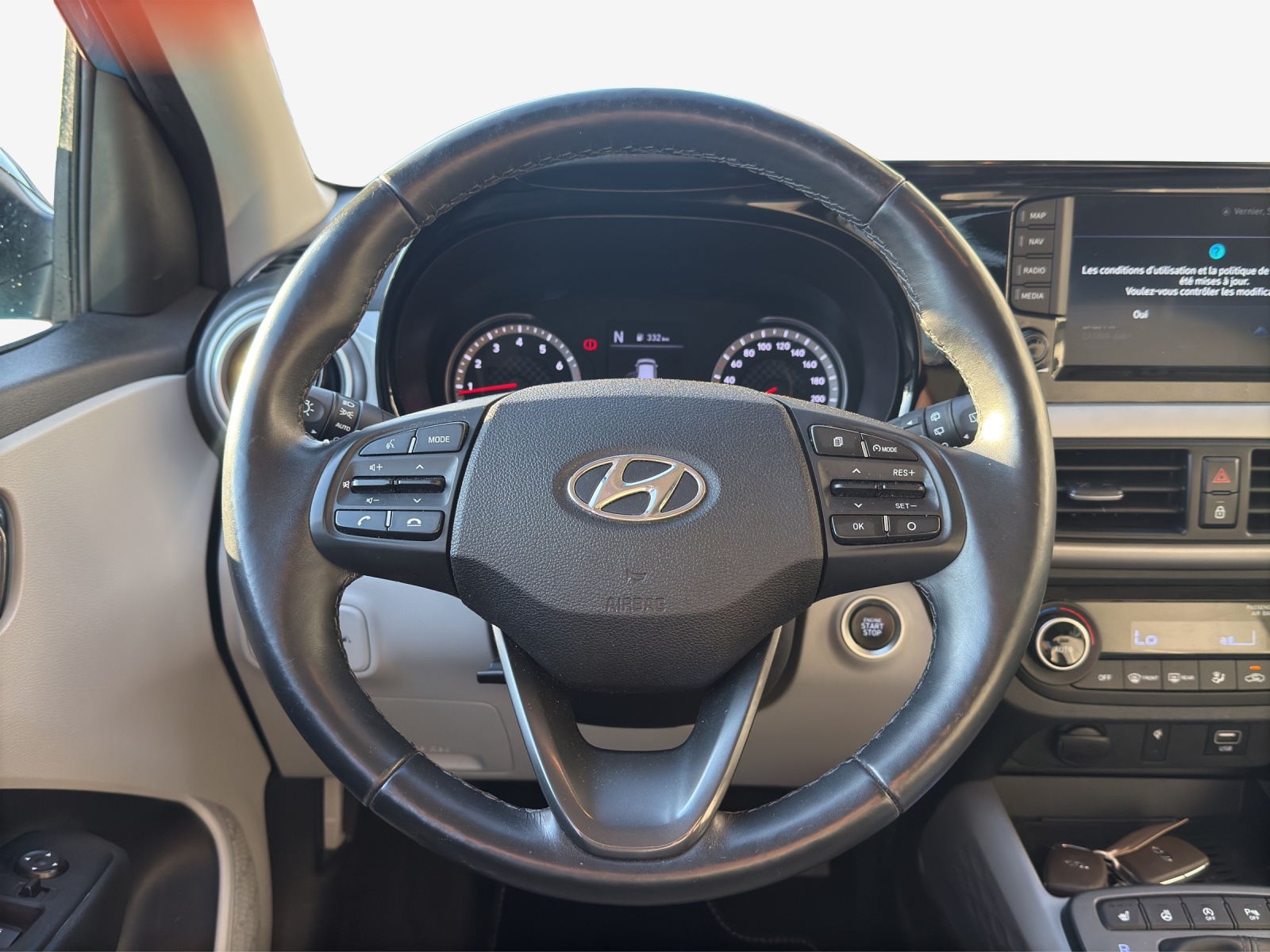 HYUNDAI i10 1.2 Vertex Automat-image-9