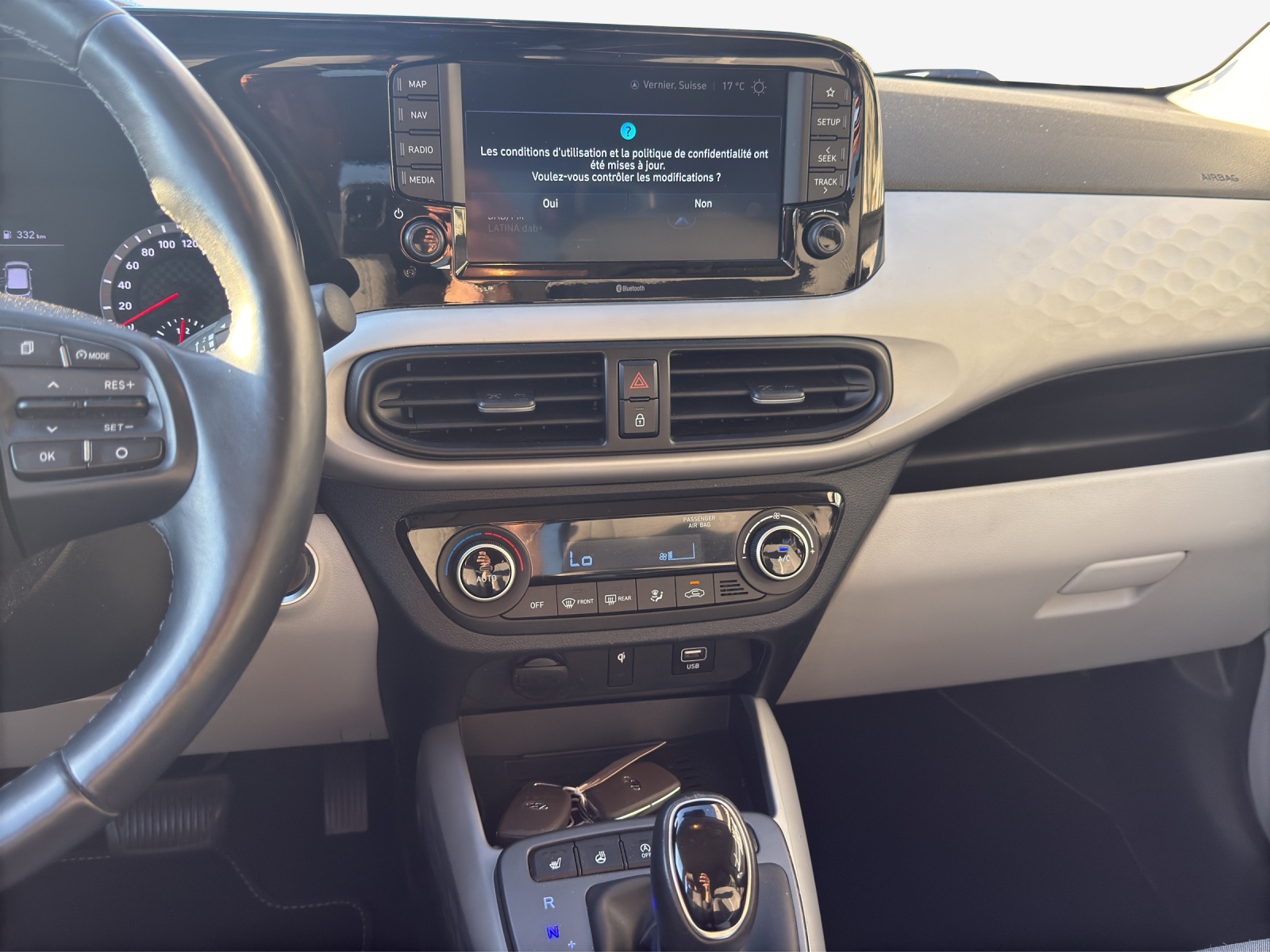 HYUNDAI i10 1.2 Vertex Automat-image-10