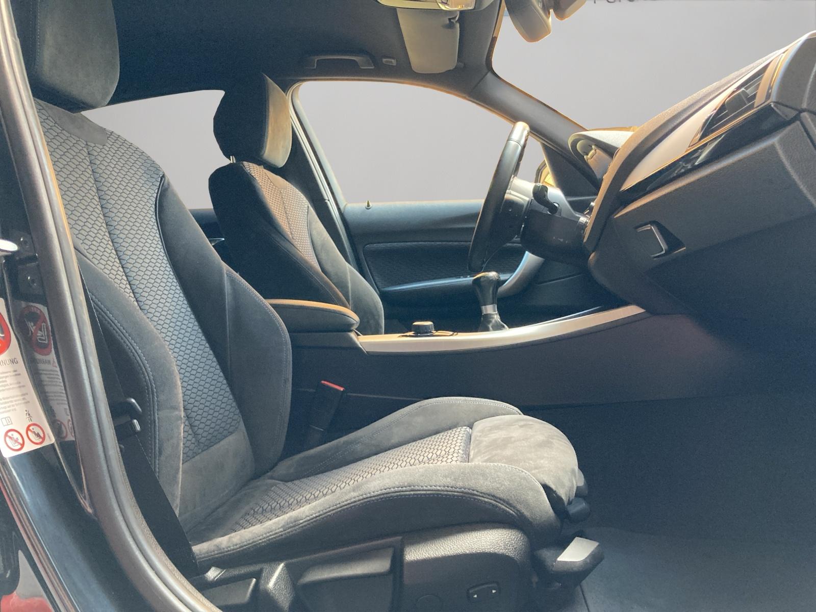 BMW 116i-image-10