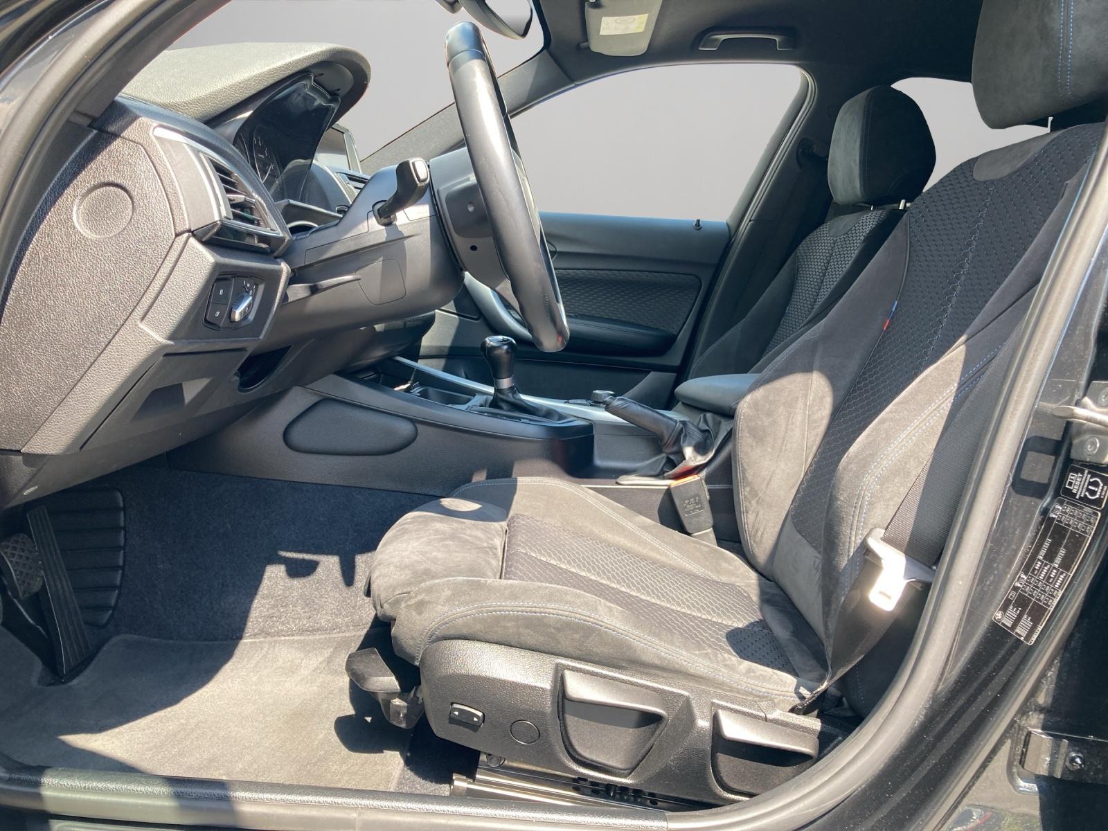 BMW 116i-image-8