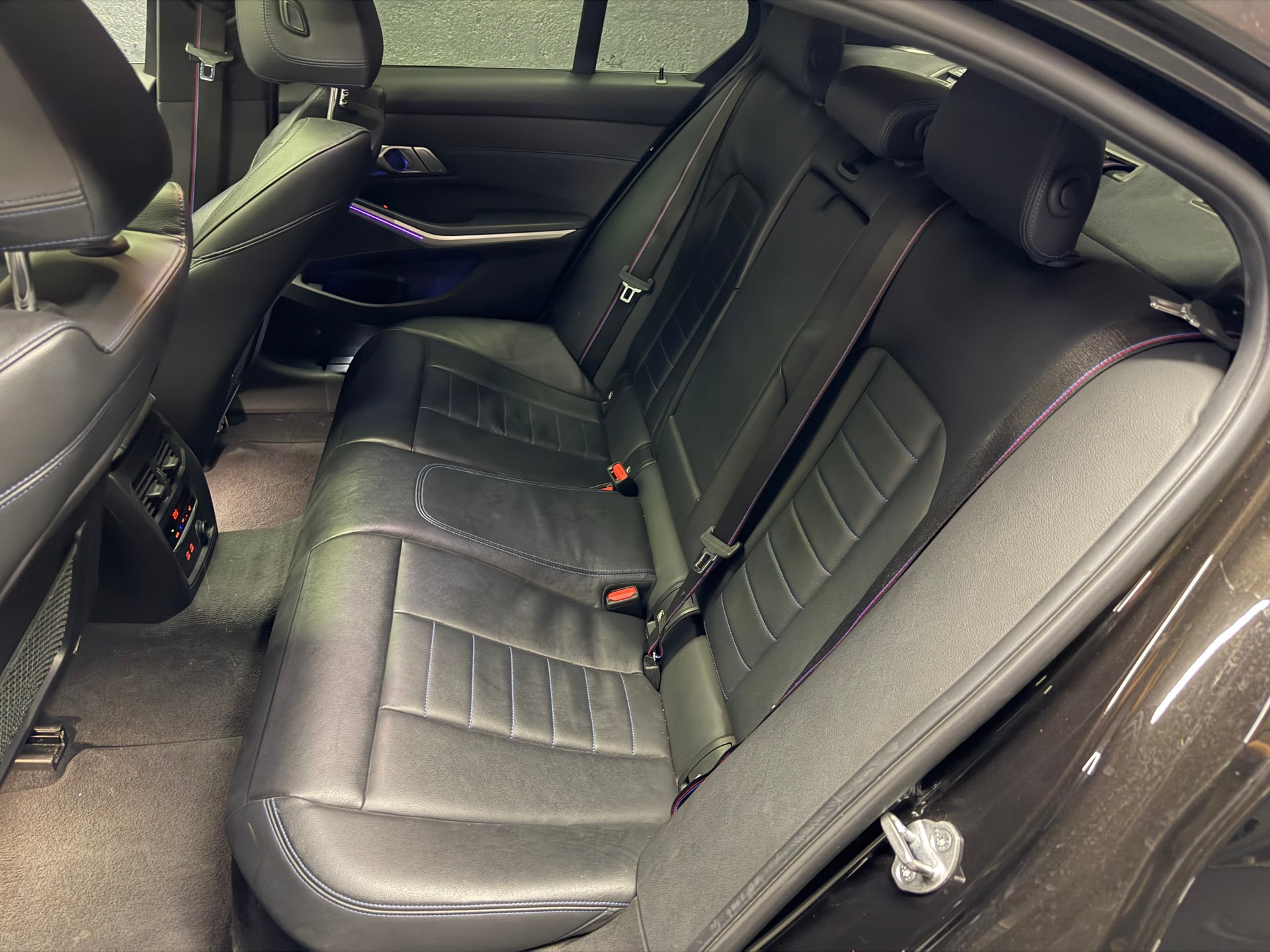BMW M340i xDrive Steptronic-image-8