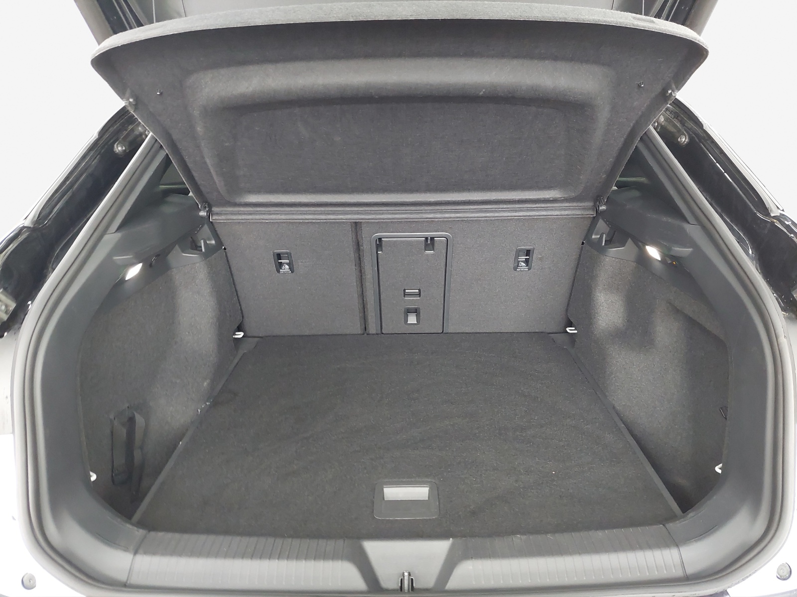 VW ID.4 Pro Performance 77 kWh 1ST Max-image-12