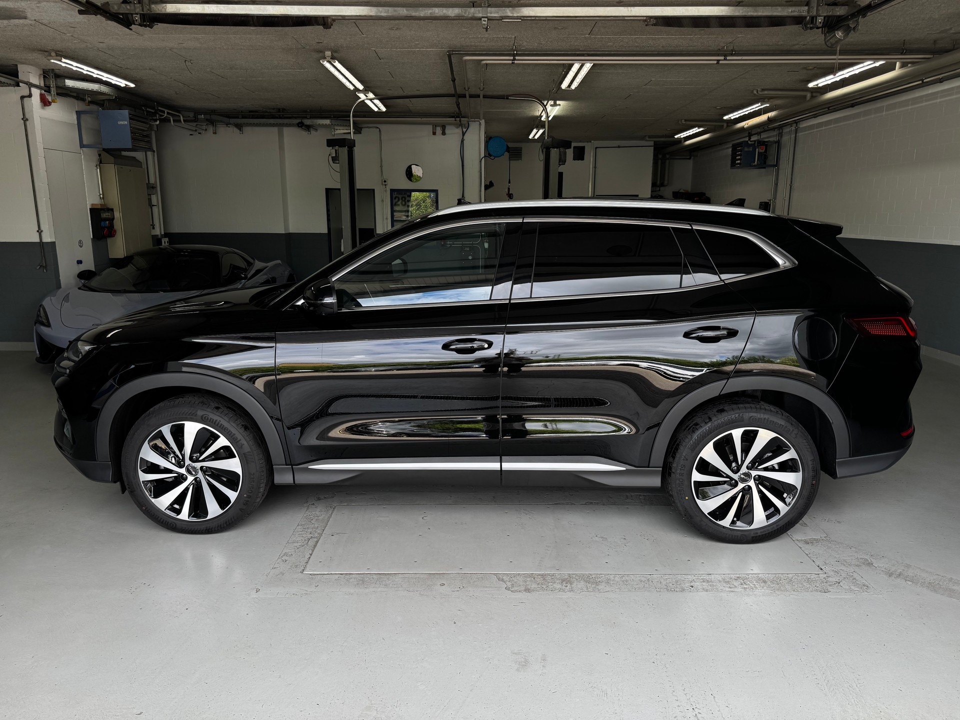 BYD Seal U DM-i PHEV Design AWD 324PS VOLLAUSSTATTUNG