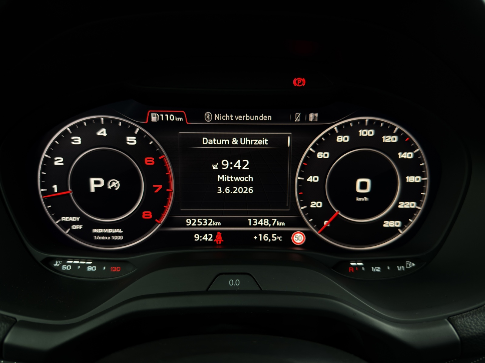 AUDI Q2 2.0 TFSI sport quattro S-tronic-image-12