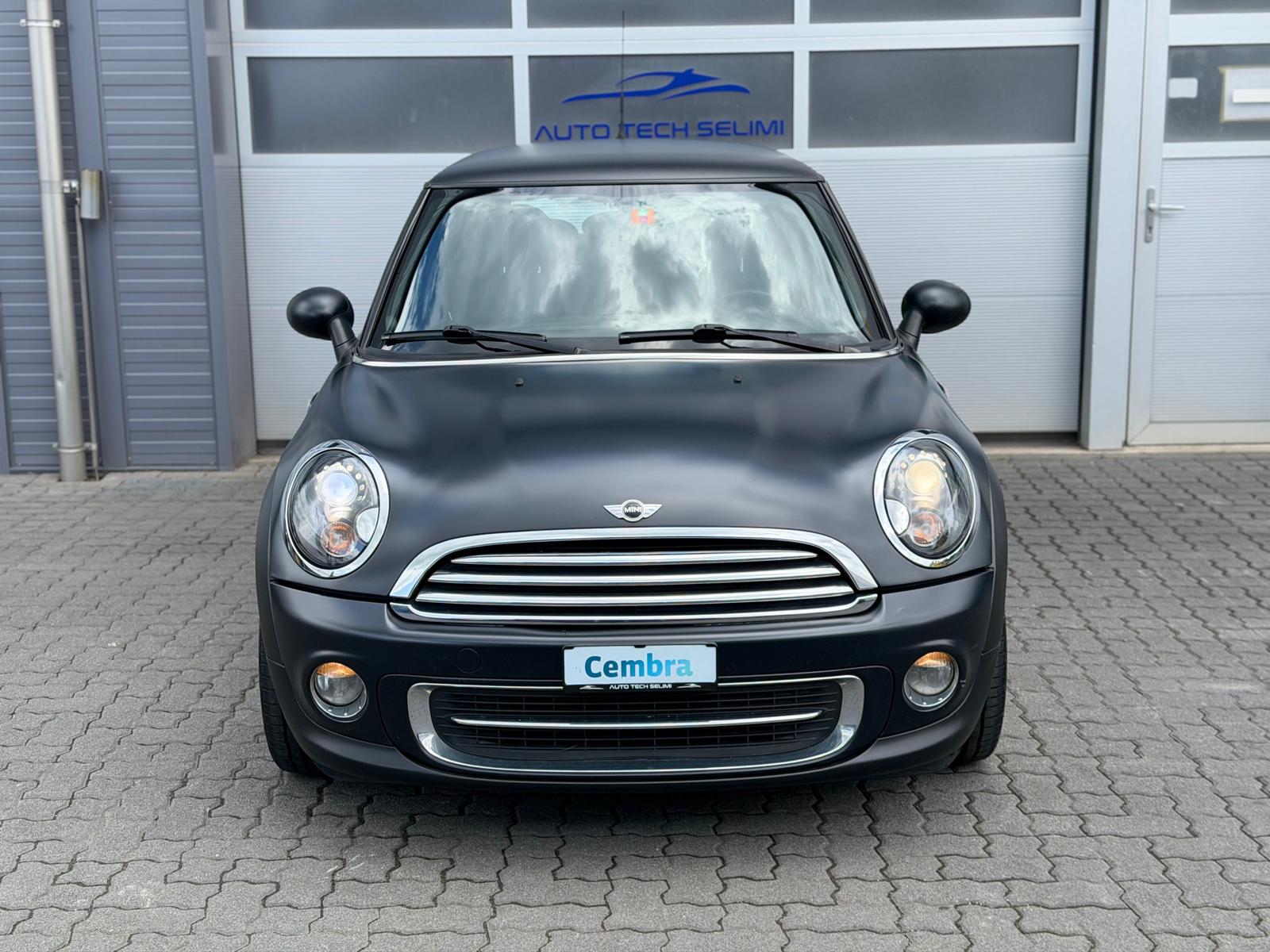MINI Cooper John Cooper Works-image-2