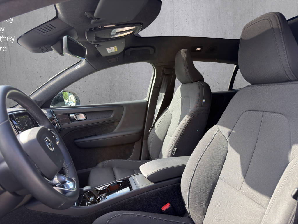 VOLVO C40 P8 Twin Recharge Ultimate AWD-image-8