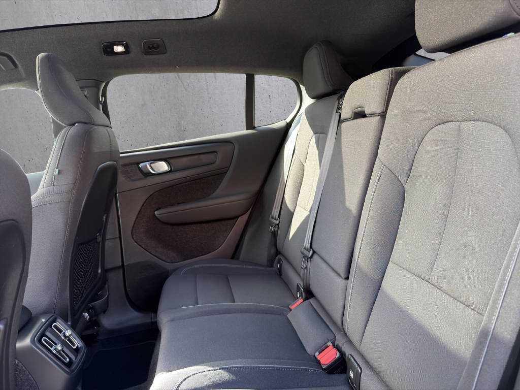 VOLVO C40 P8 Twin Recharge Ultimate AWD-image-14