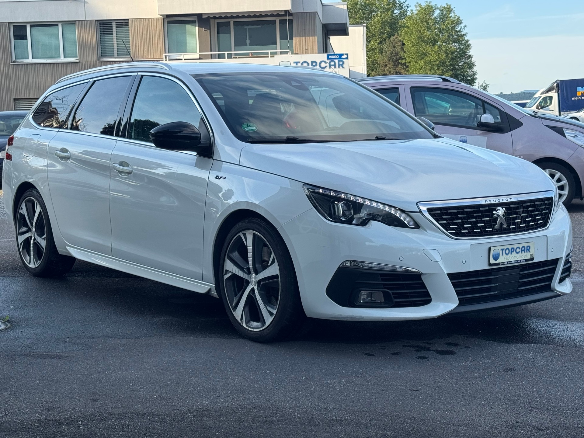 PEUGEOT 308 SW 2.0 BlueHDI GT EAT8-image-0