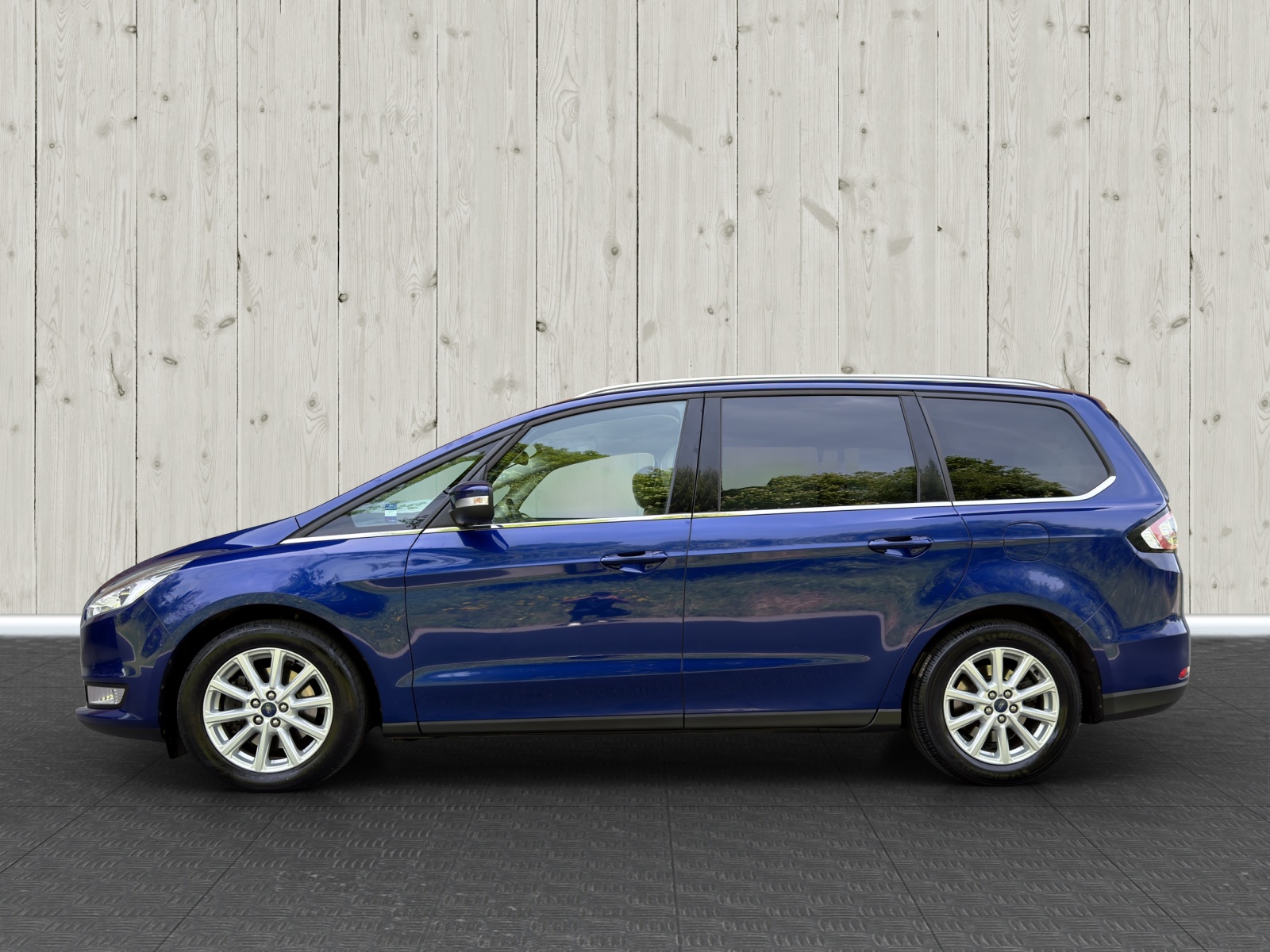FORD Galaxy 2.0 TDCi Titanium AWD PowerShift-image-3