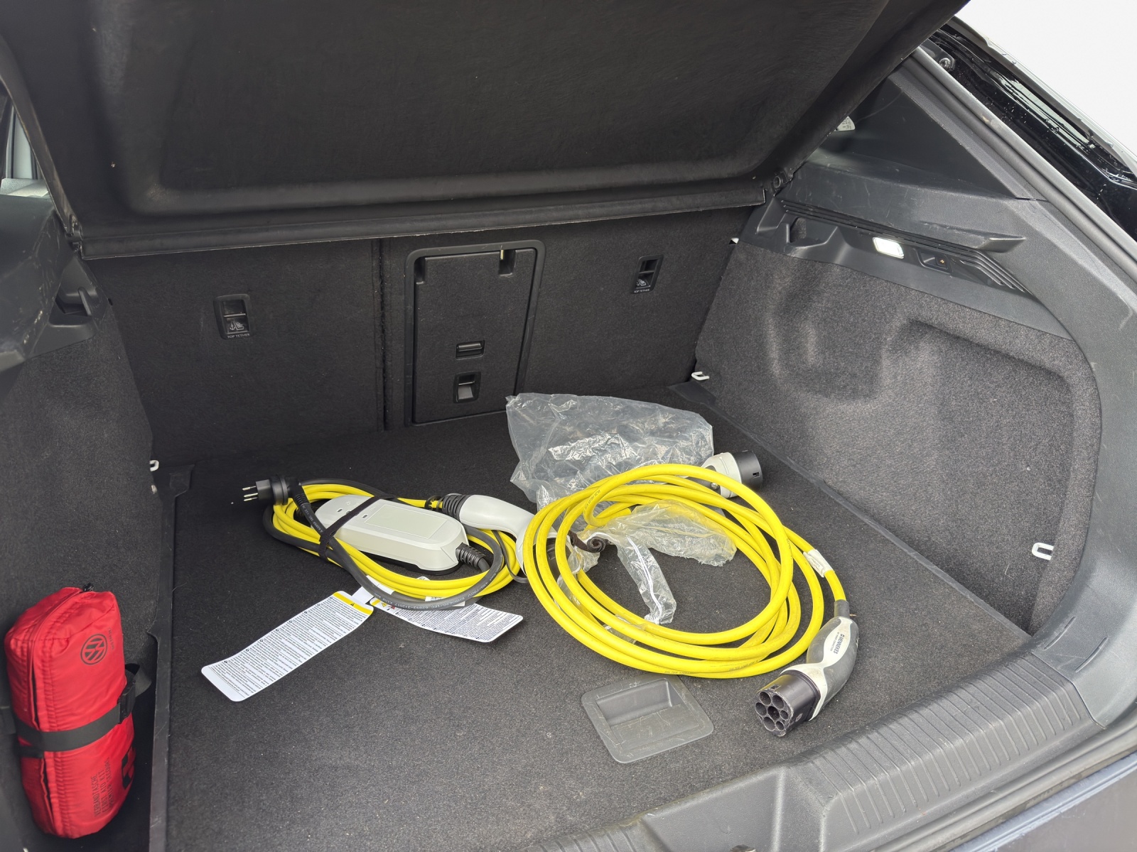 VW ID.4 Pro Performance 77 kWh 1ST Max-image-13