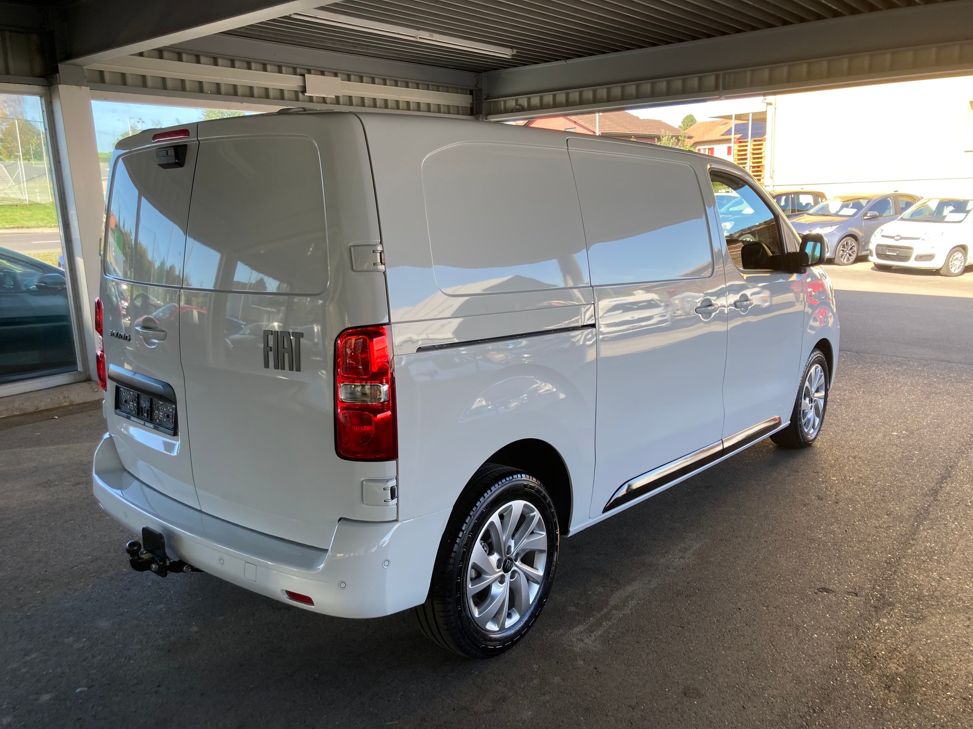 FIAT Scudo 2.0 BlueHDi VAN L2 EAT8-image-4