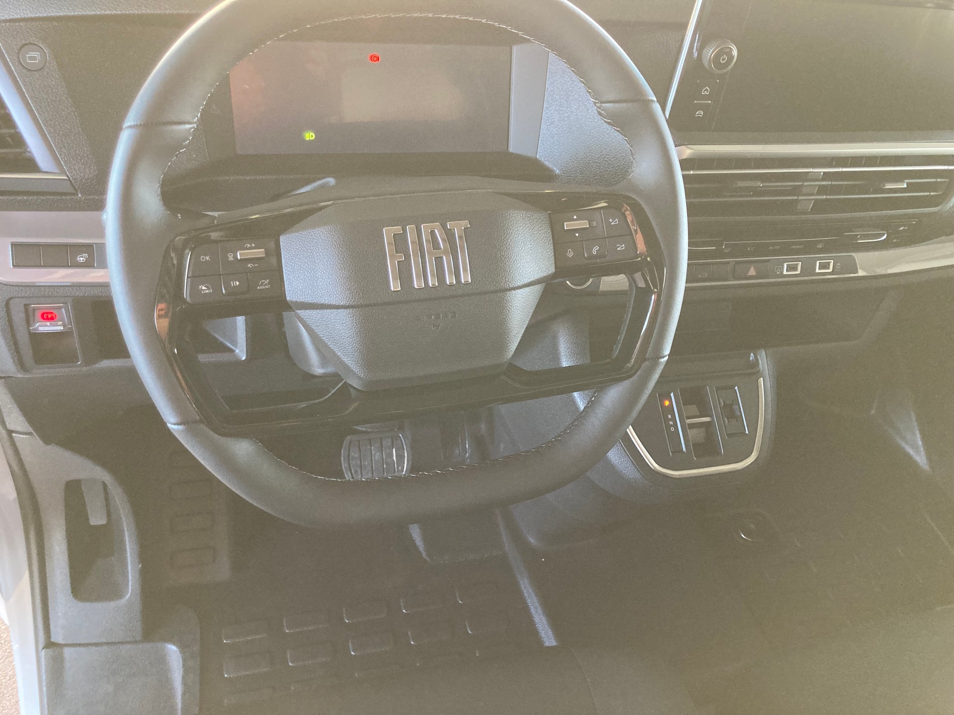FIAT Scudo 2.0 BlueHDi VAN L2 EAT8-image-10