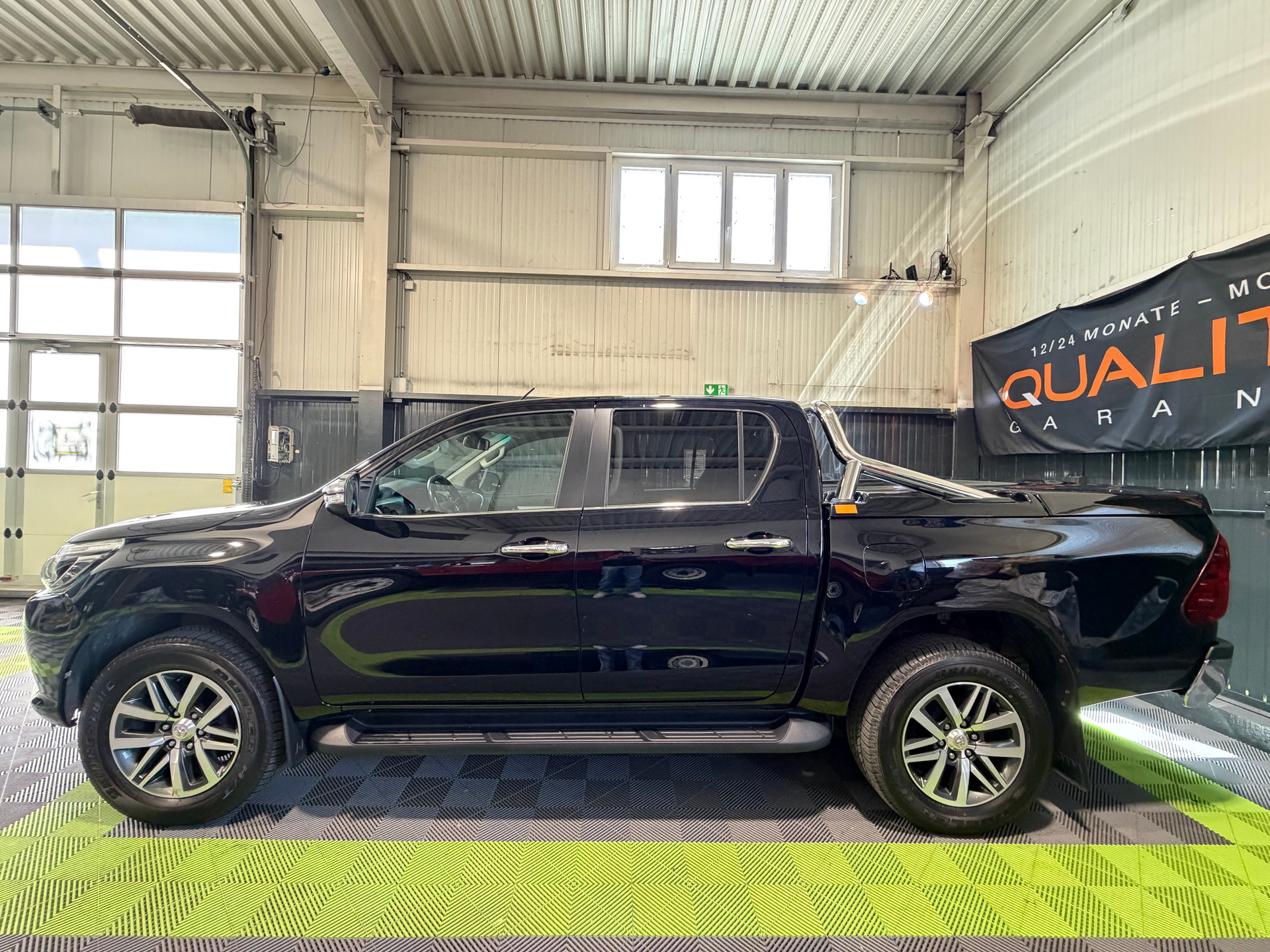 TOYOTA Hilux 2.4-4D Sol Premium Double Cab 4x4 A-image-6