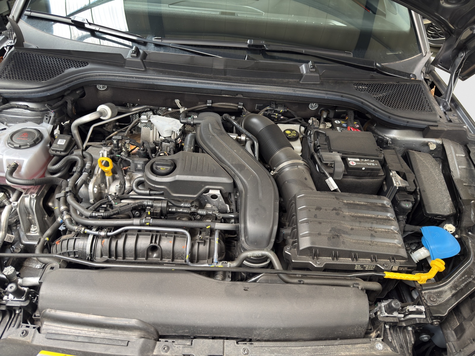 SKODA Kamiq 1.5 TSI Dynamic DSG-image-15