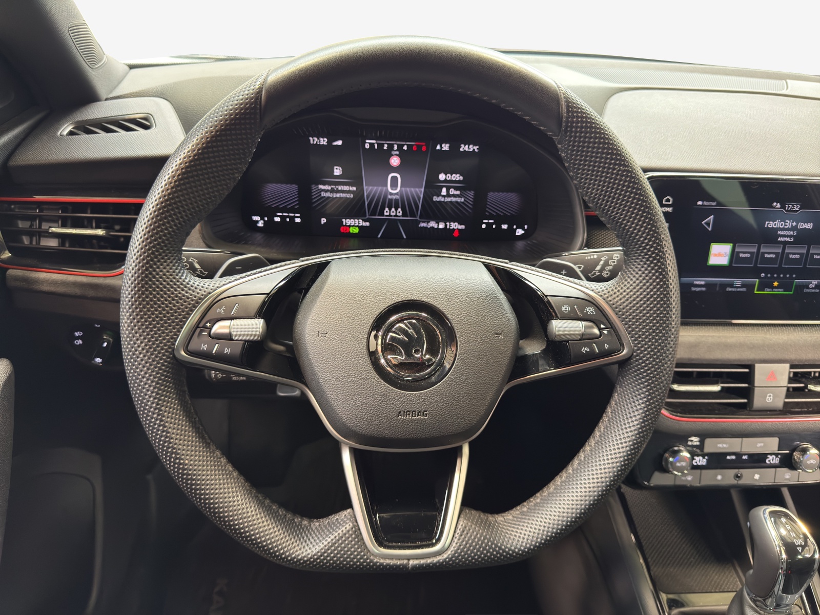 SKODA Kamiq 1.5 TSI Dynamic DSG-image-9