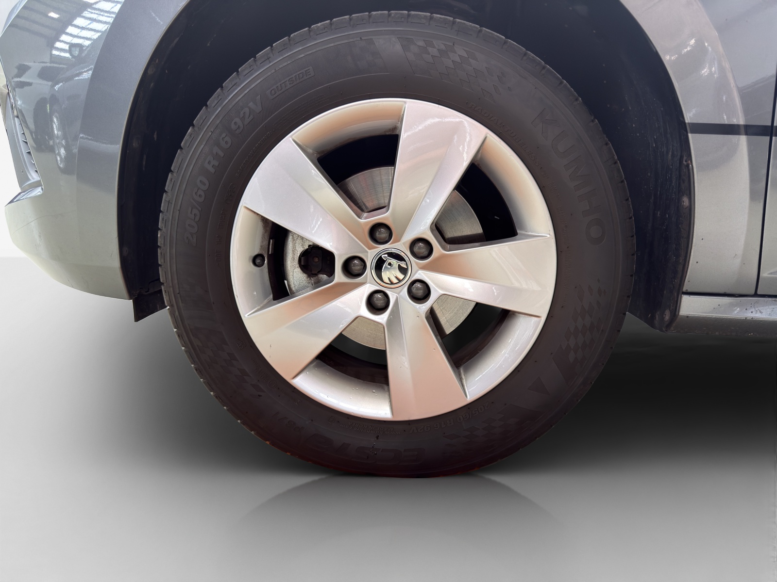 SKODA Kamiq 1.5 TSI Dynamic DSG-image-14