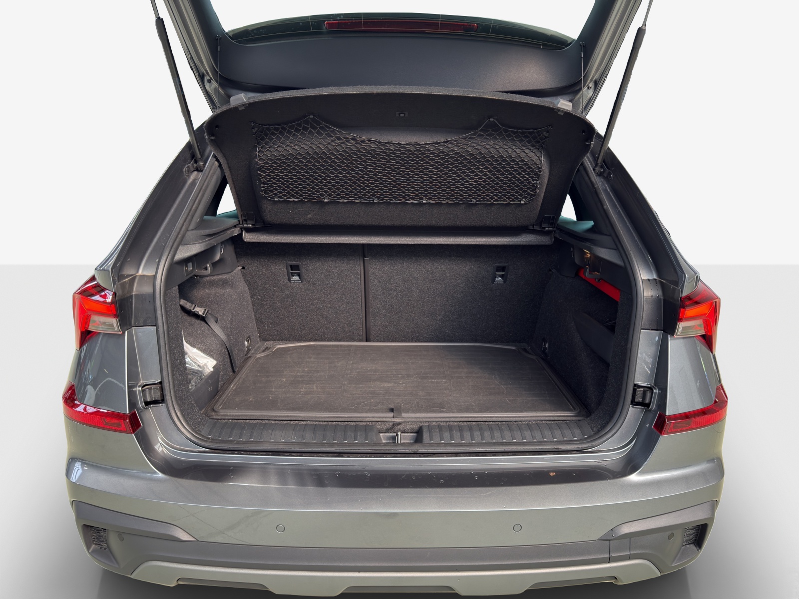 SKODA Kamiq 1.5 TSI Dynamic DSG-image-12