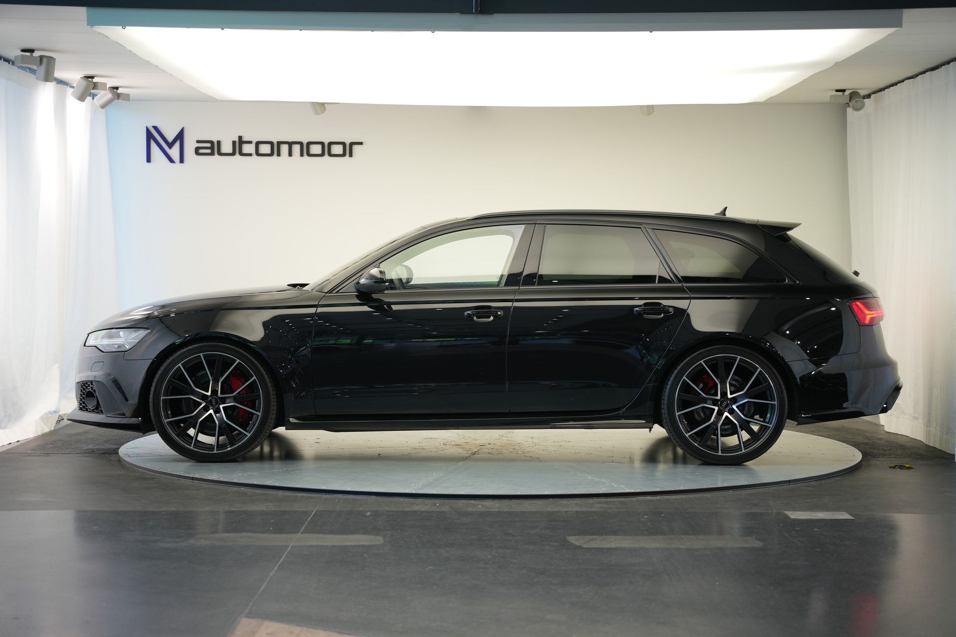 AUDI RS6 Avant 4.0 TFSI V8 performance quattro *HuD* *Softclose* *Panorama*-image-7