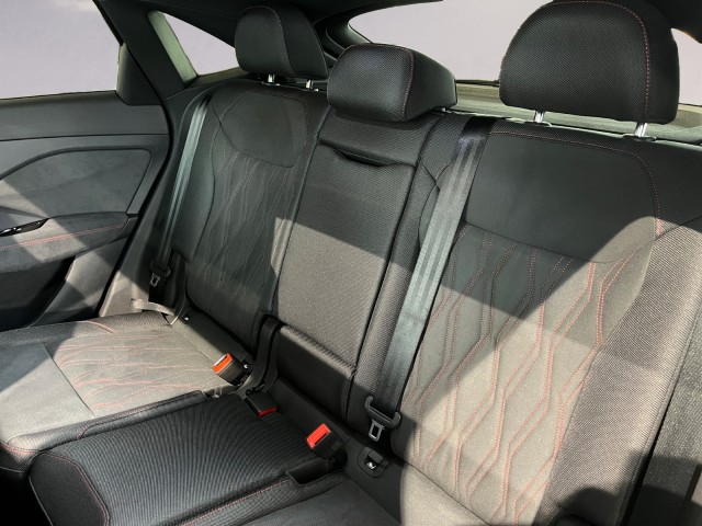 AUDI Q3 Sportback TFSI quattro 195 kW S tronic-image-13
