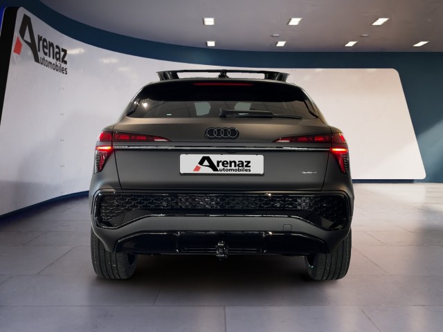 AUDI Q3 Sportback TFSI quattro 195 kW S tronic-showroom-element-2