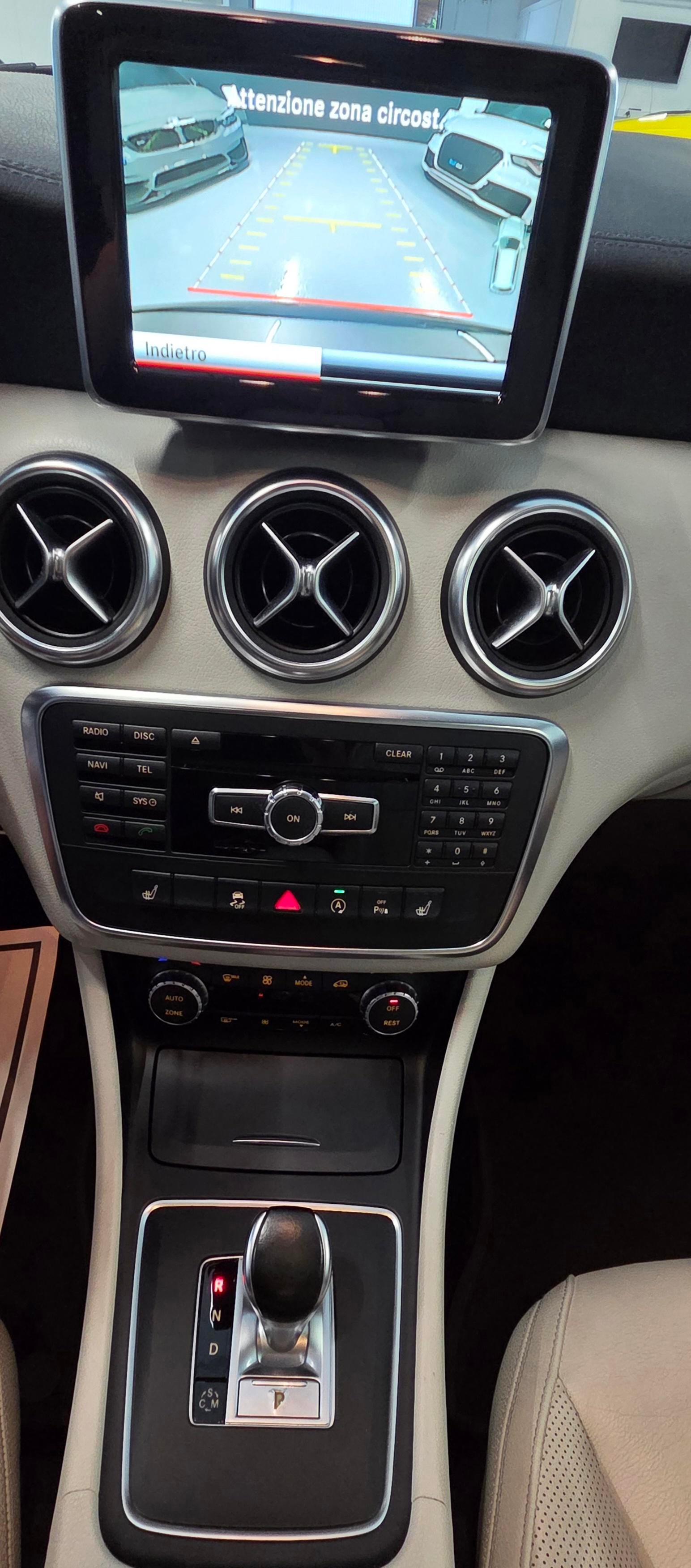 MERCEDES-BENZ A 45 AMG 4Matic Speedshift 7G-DCT-image-7