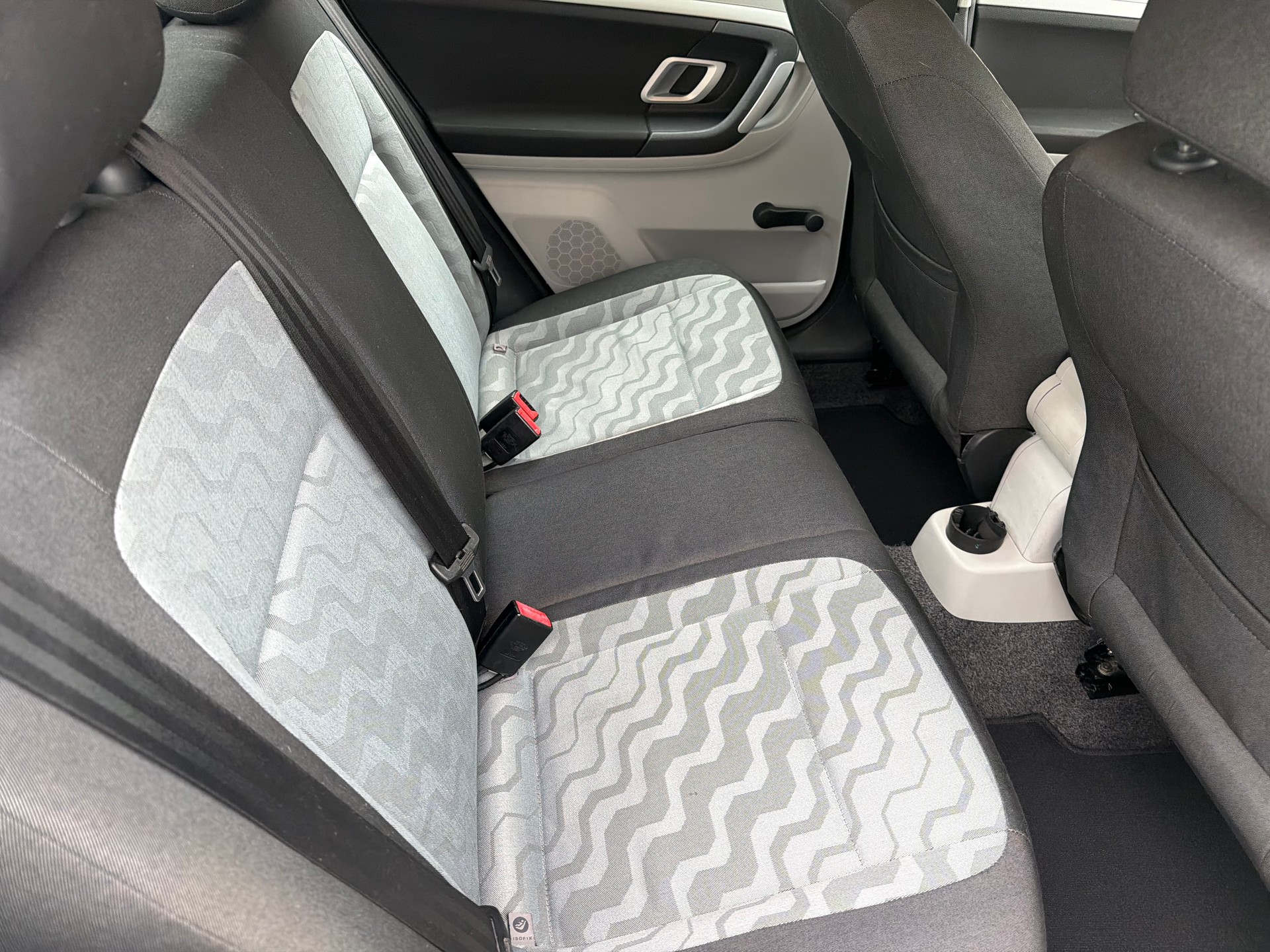 SKODA Fabia 1.6 Ambiente Tiptronic-image-7