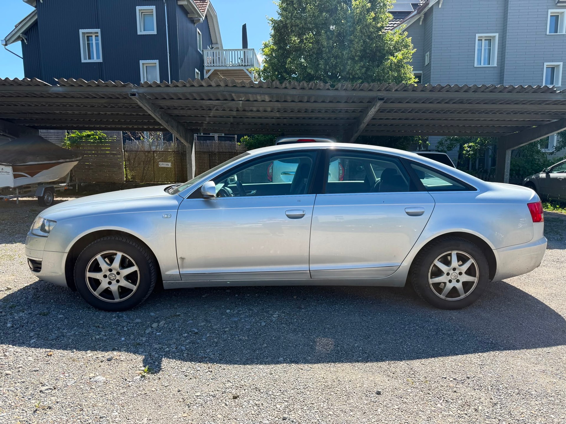 AUDI A6 Limousine 2.4 V6-image-4