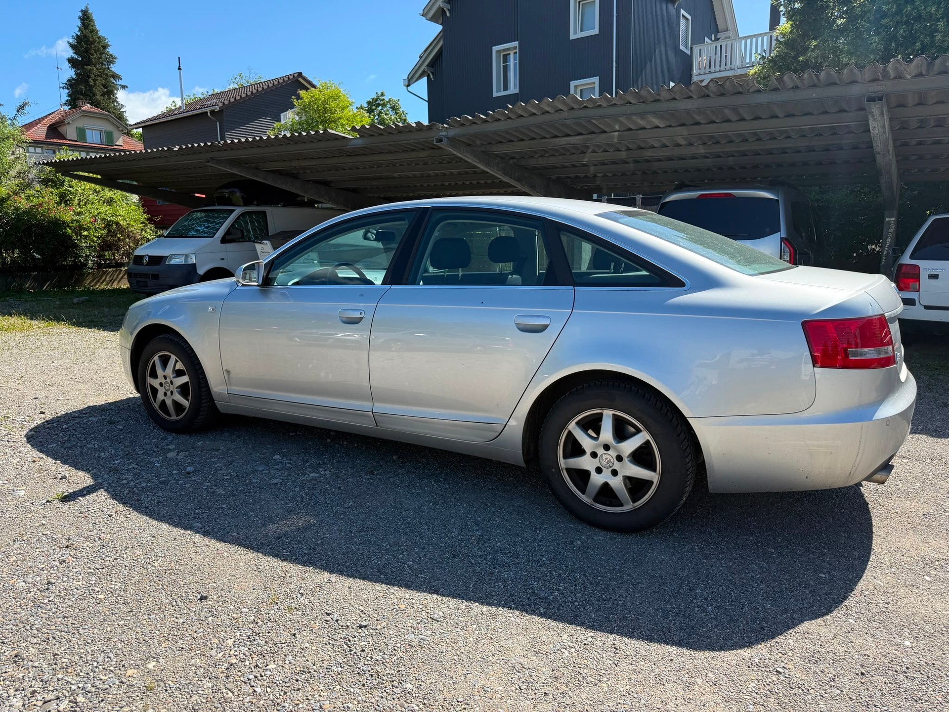 AUDI A6 Limousine 2.4 V6-image-10